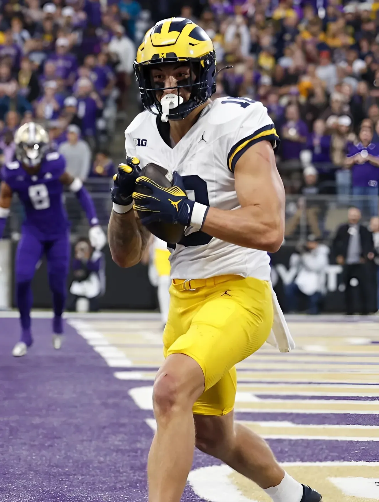 BREAKING: Bears Land TE Colston Loveland at No. 10 — Grade In!