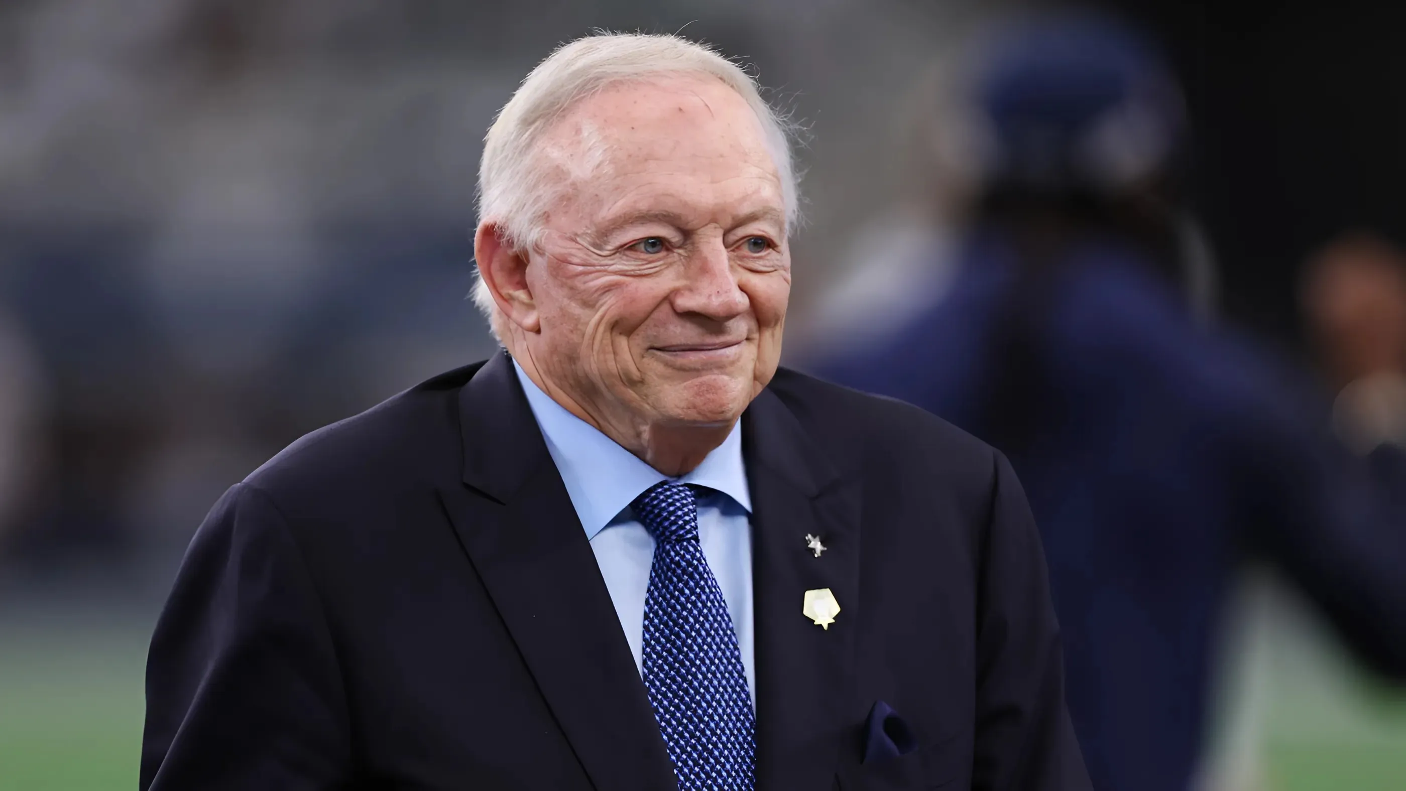 Jerry Jones makes crazy reach for Zack Martin replacement with Tyler Booker pick