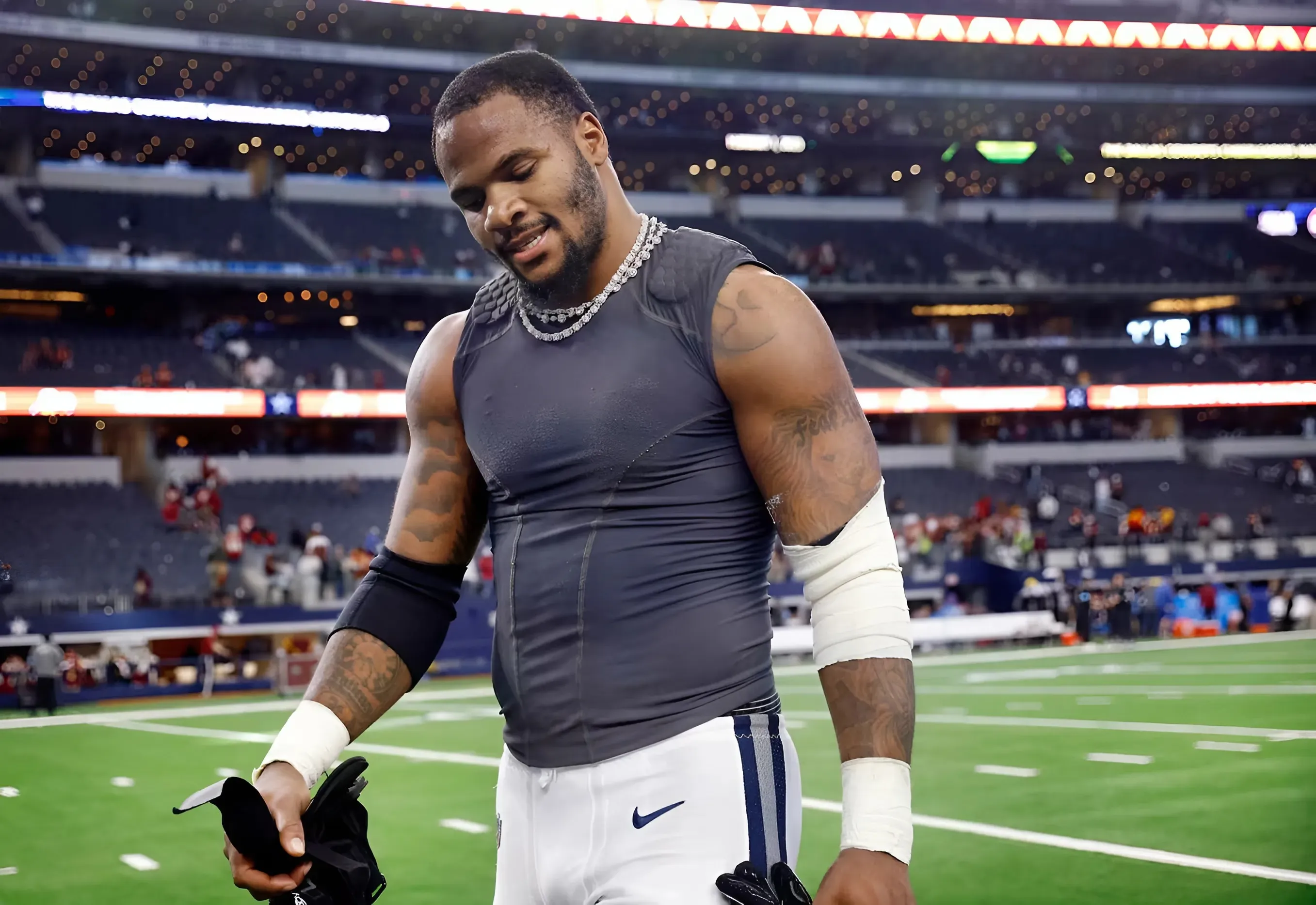 Cowboys Star Drops Major Hint on Contract Negotiations