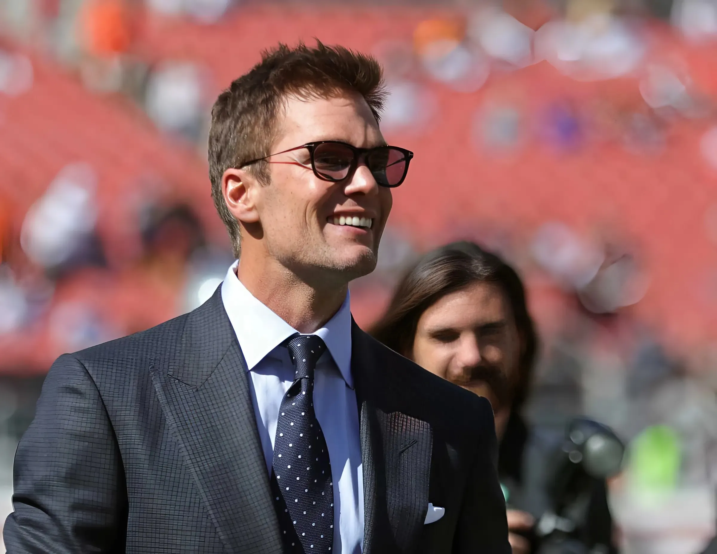 Raiders Draft Trade Pitch Has Tom Brady Ignore ‘Red Flags,’ Land Top Pass Rusher