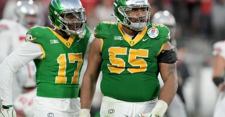 Steelers shockingly pass on franchise QB, make genius Derrick Harmon selection