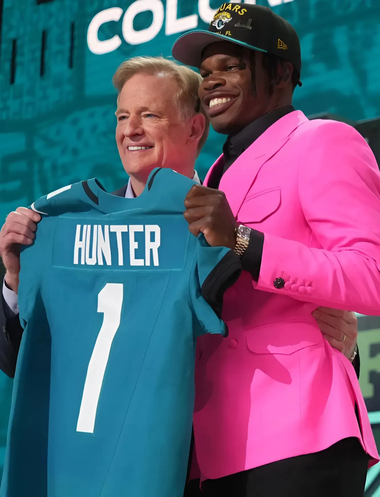 WATCH: Travis Hunter Reacts To Shedeur Sanders' NFL Draft Slide Out Of First Round