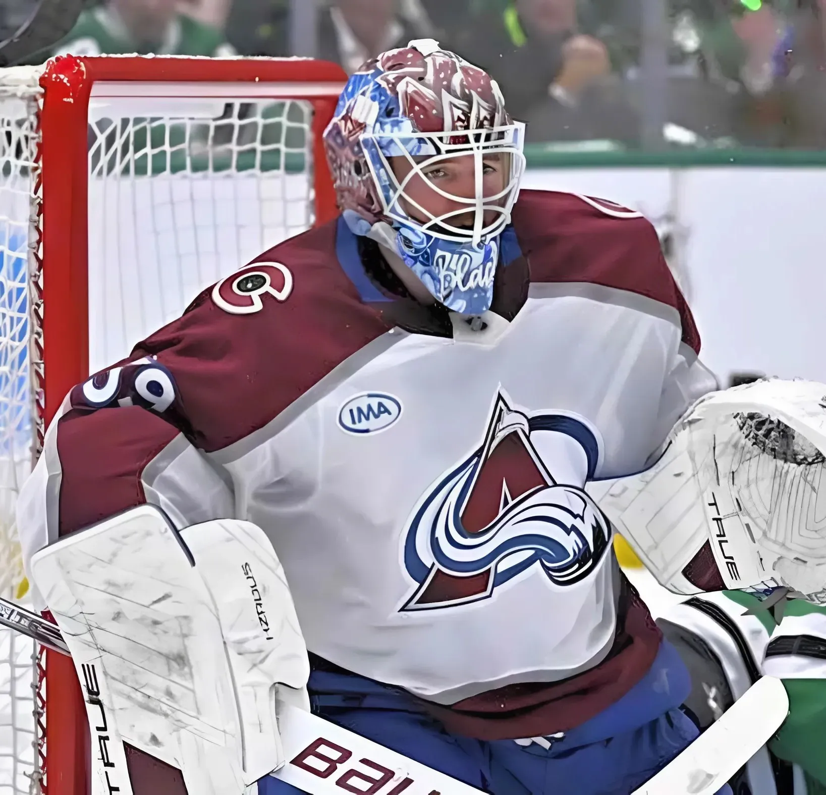 Avalanche Goalie Best in Playoffs Despite Losses