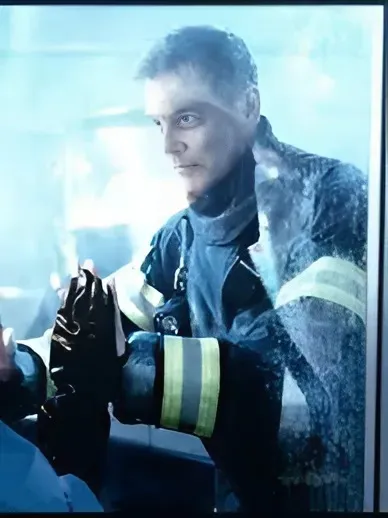 9-1-1 Season 8's Big Shocker Prompts Fan Campaign To Bring Back Key Original Character