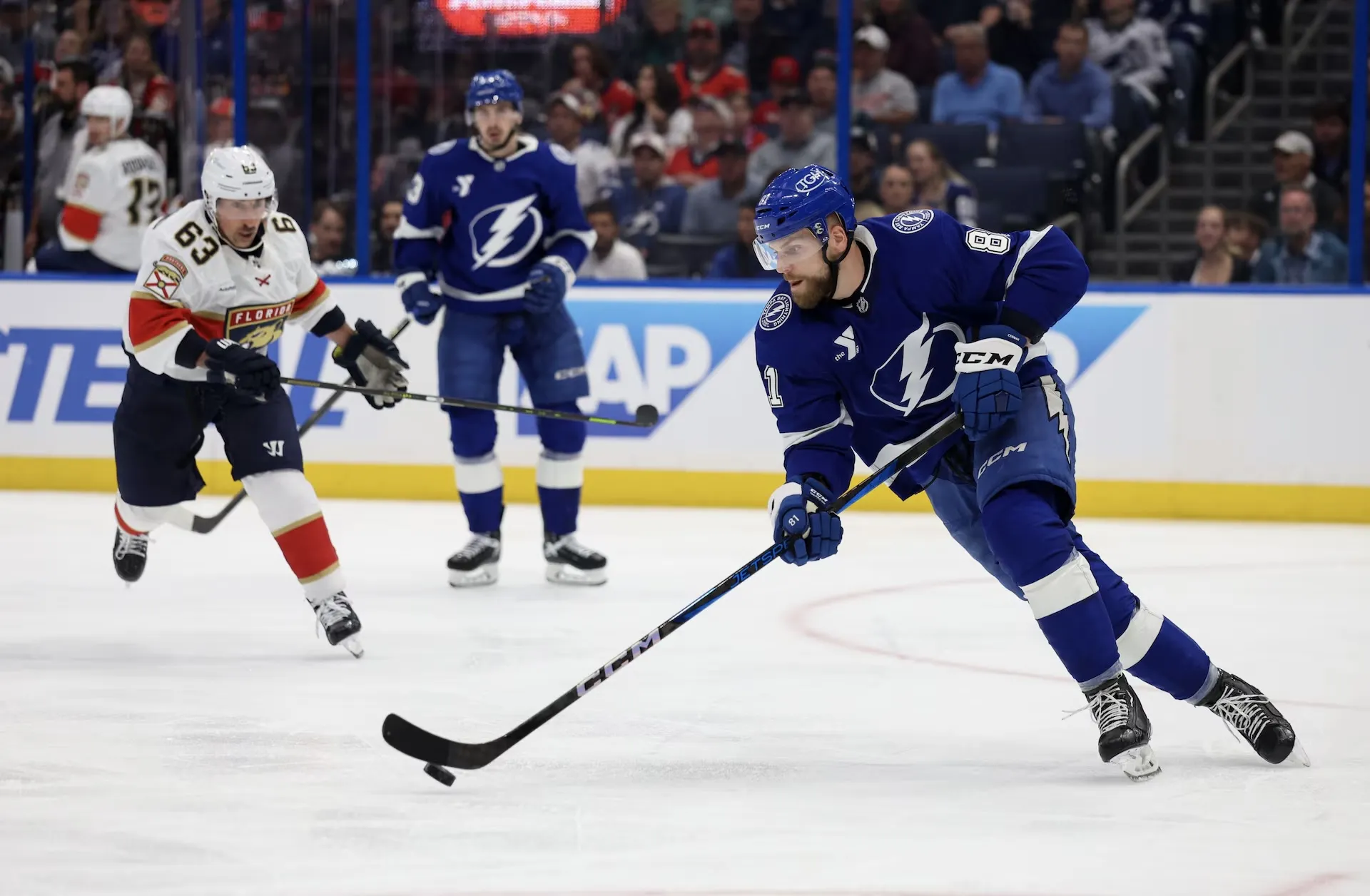 Tampa Bay Lightning Offense Struggles in Game 2 Loss