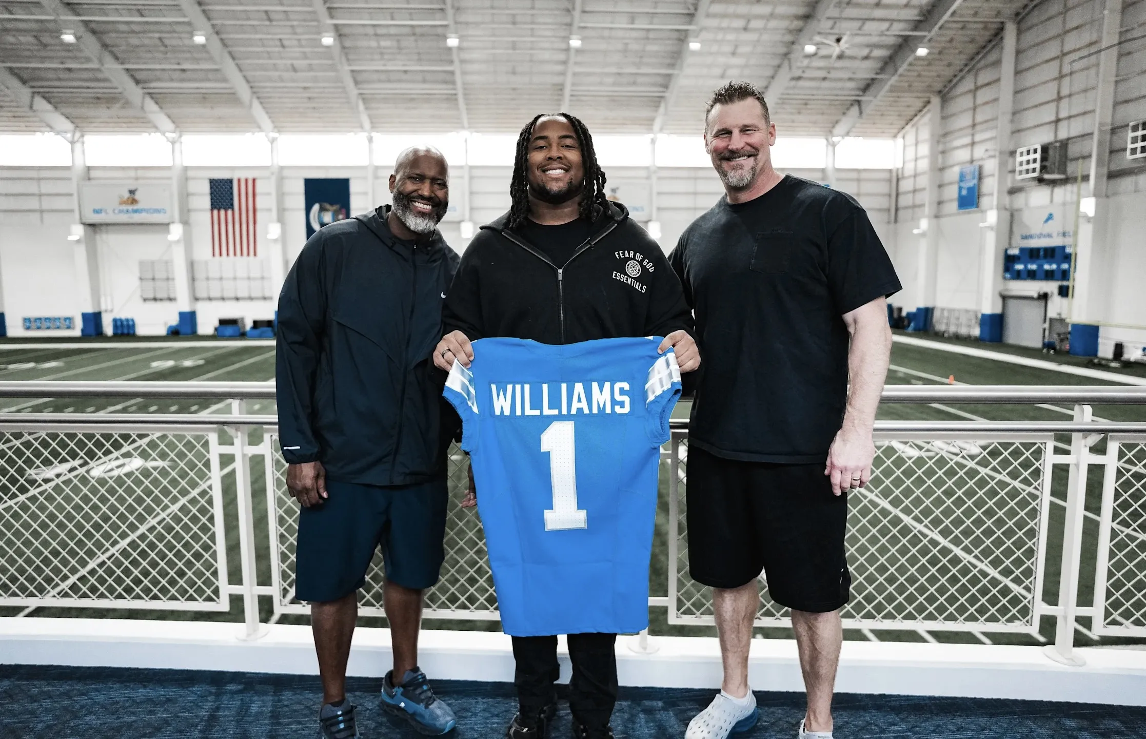 Tyleik Williams' former coach compares him to future first-ballot Hall of Famer