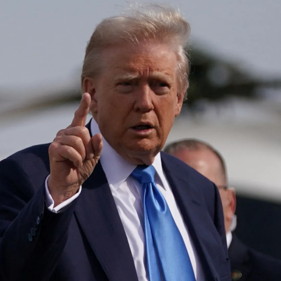 Trump Calls for Free Passage Through Panama and Suez Canals for American Ships