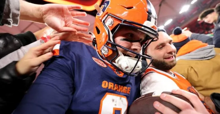 Eagles Make Shocking Move With Record-Setting QB in NFL Draft