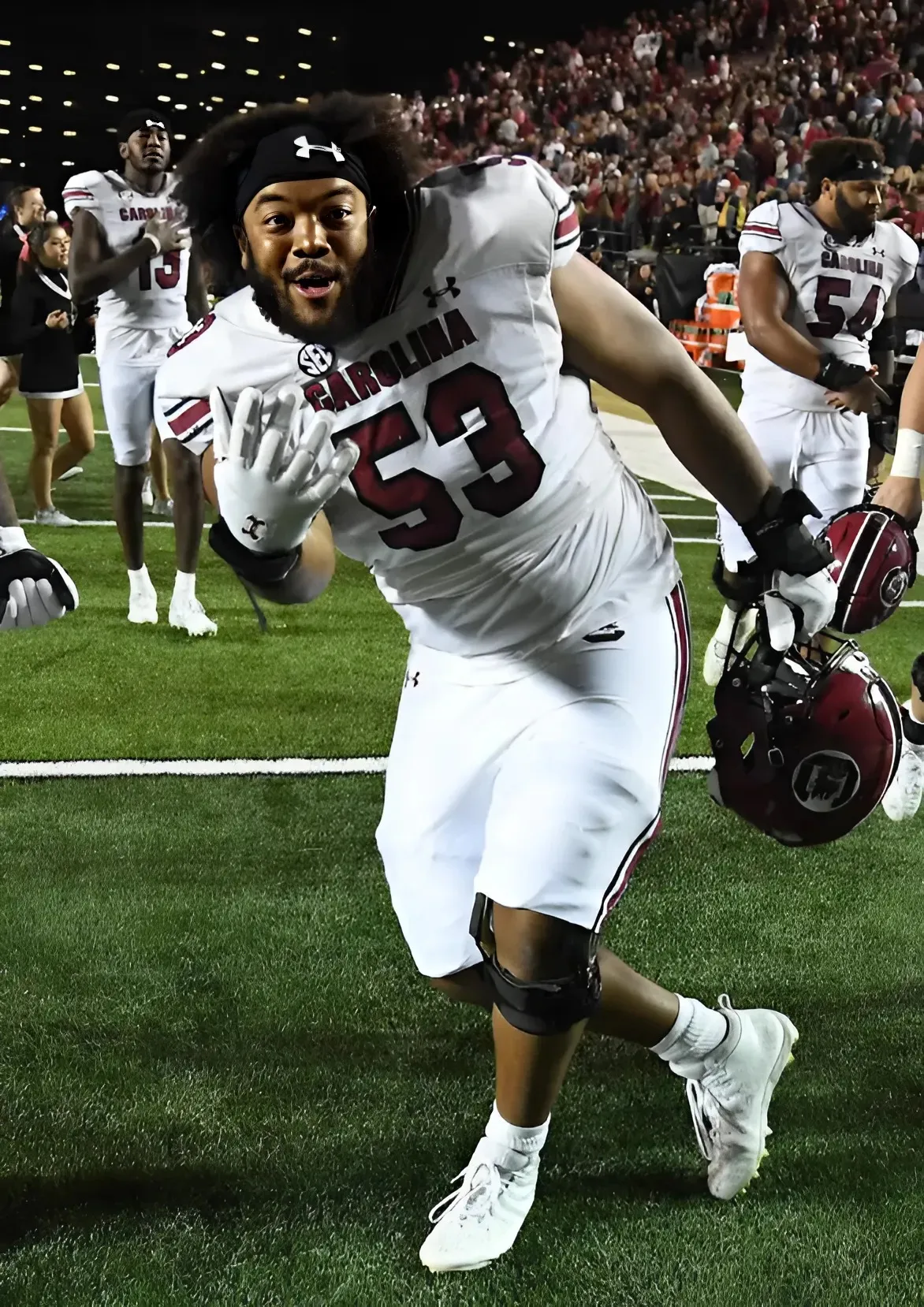 VERSHON LEE'S NFL DREAM ALIVE: South Carolina Captain Earns Rookie Camp Invites from Chiefs and Bears!