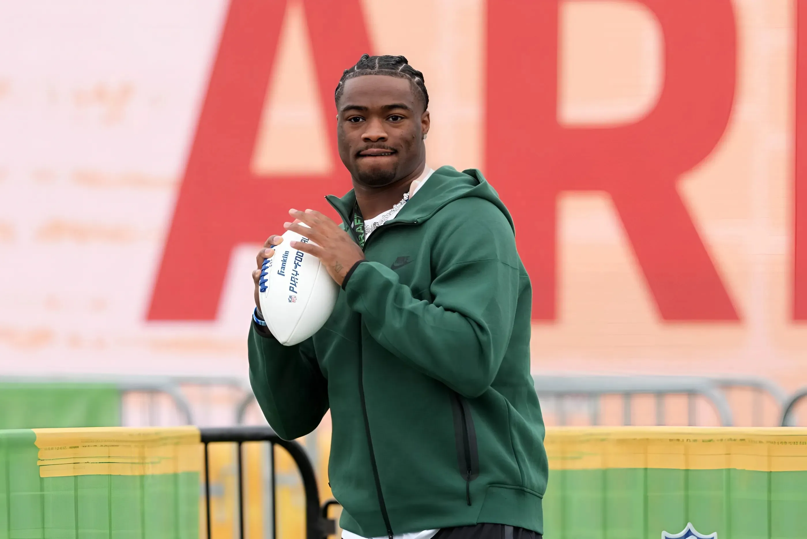 Mike Macdonald sees Jalen Milroe as a quarterback “through and through”