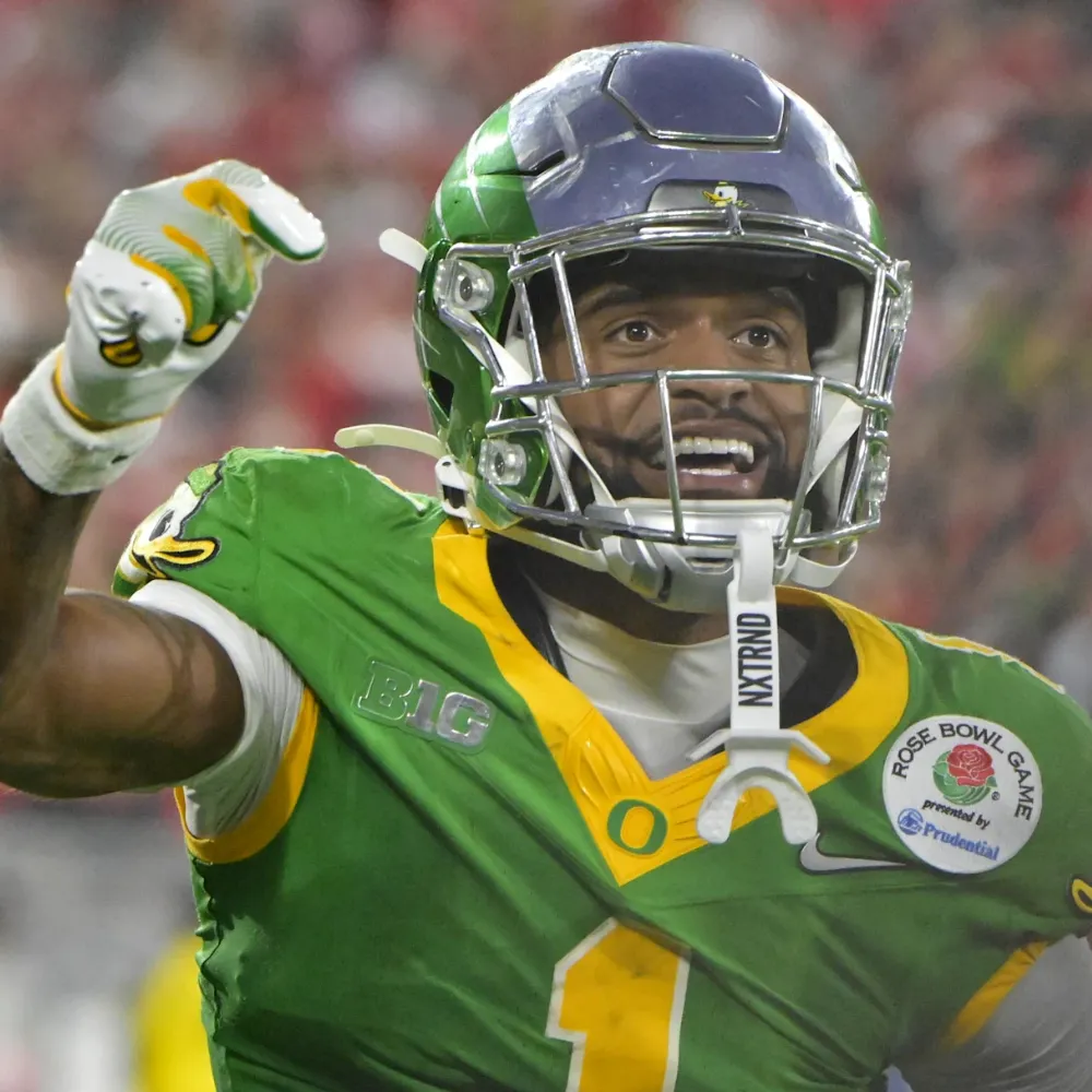 Dallas Cowboys Sign Talented Receiver Traeshon Holden: Reunites With Coach Junior Adams