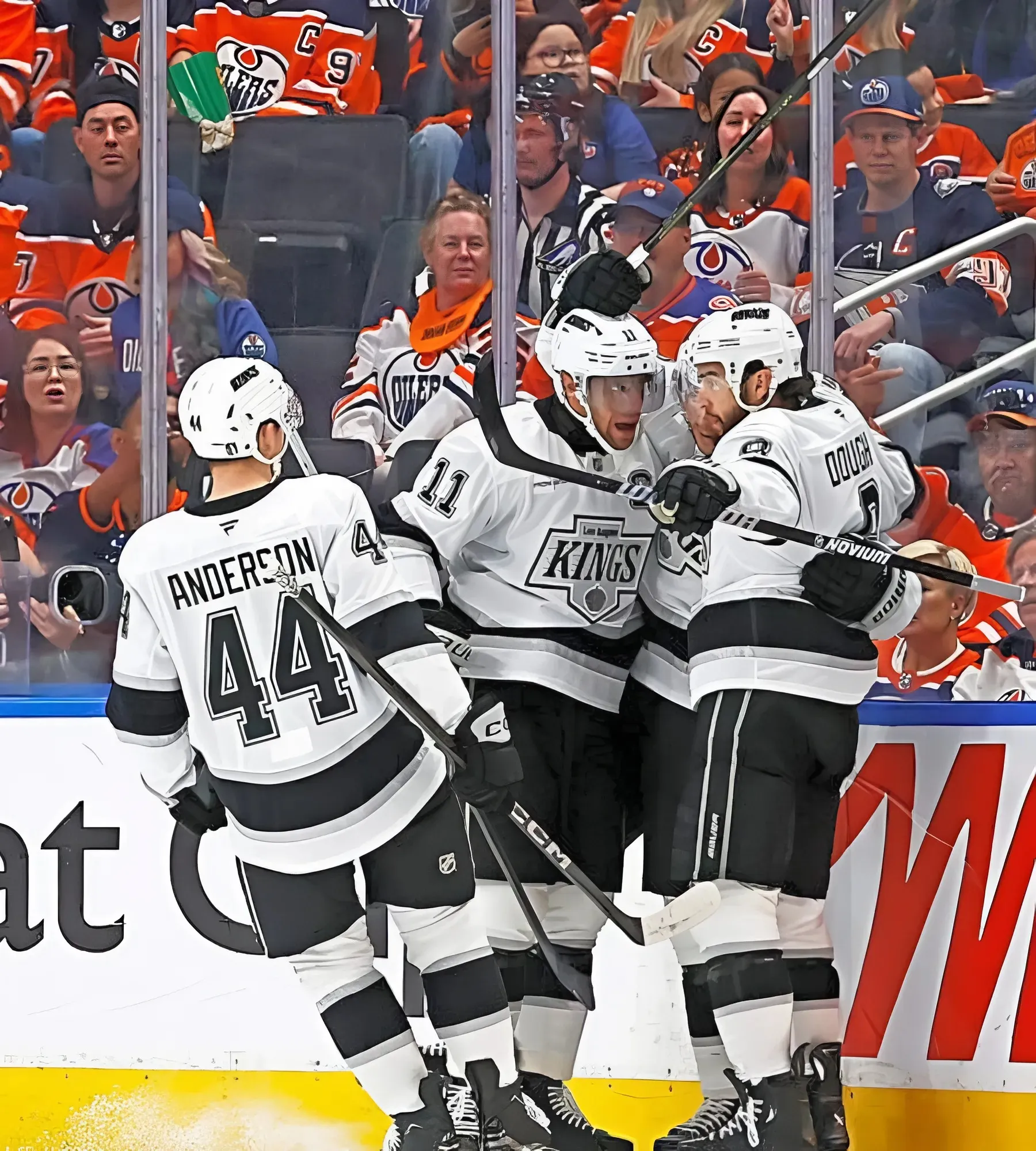 The Edmonton Oilers Defence Needs to be Fixed