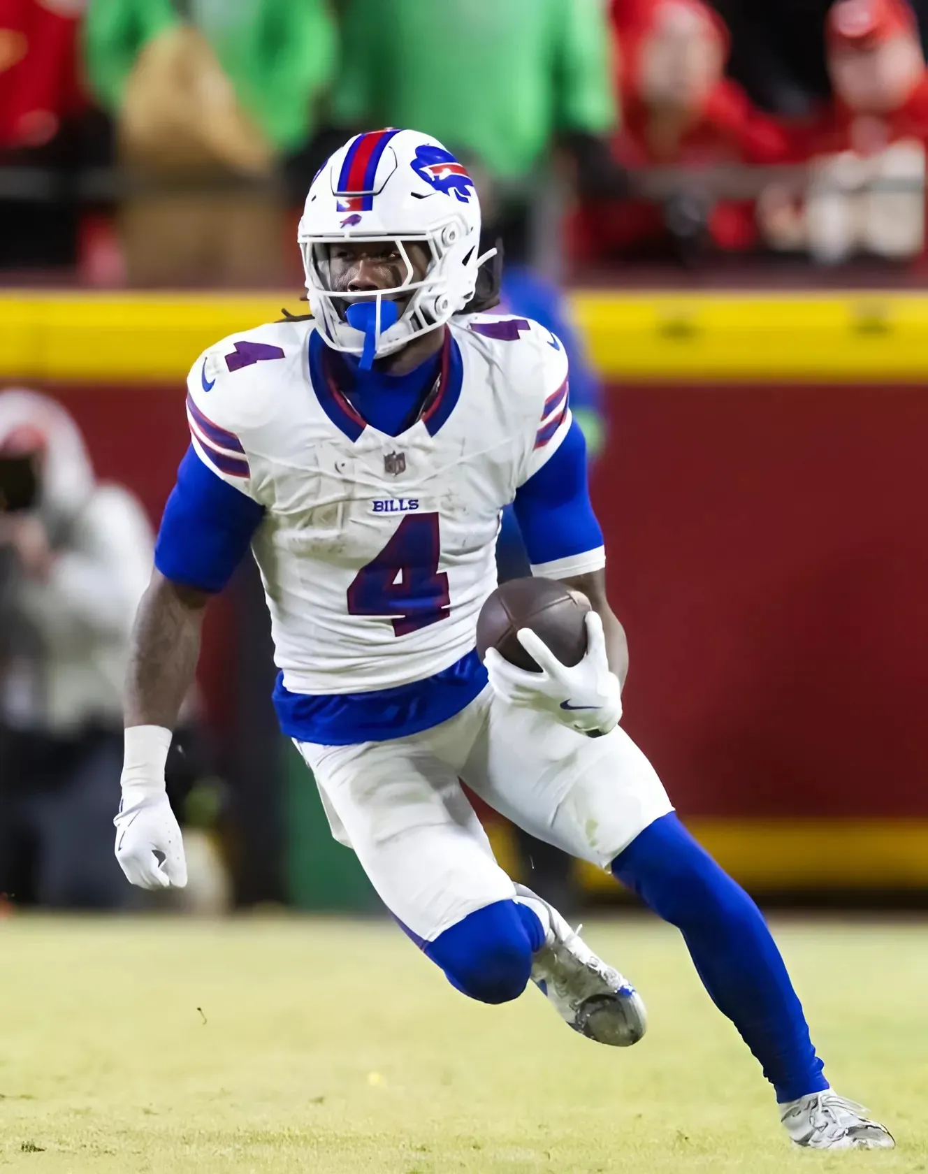 TROUBLE IN BUFFALO: James Cook Holdout Looms as Bills Eye J.K. Dobbins Backup Plan!