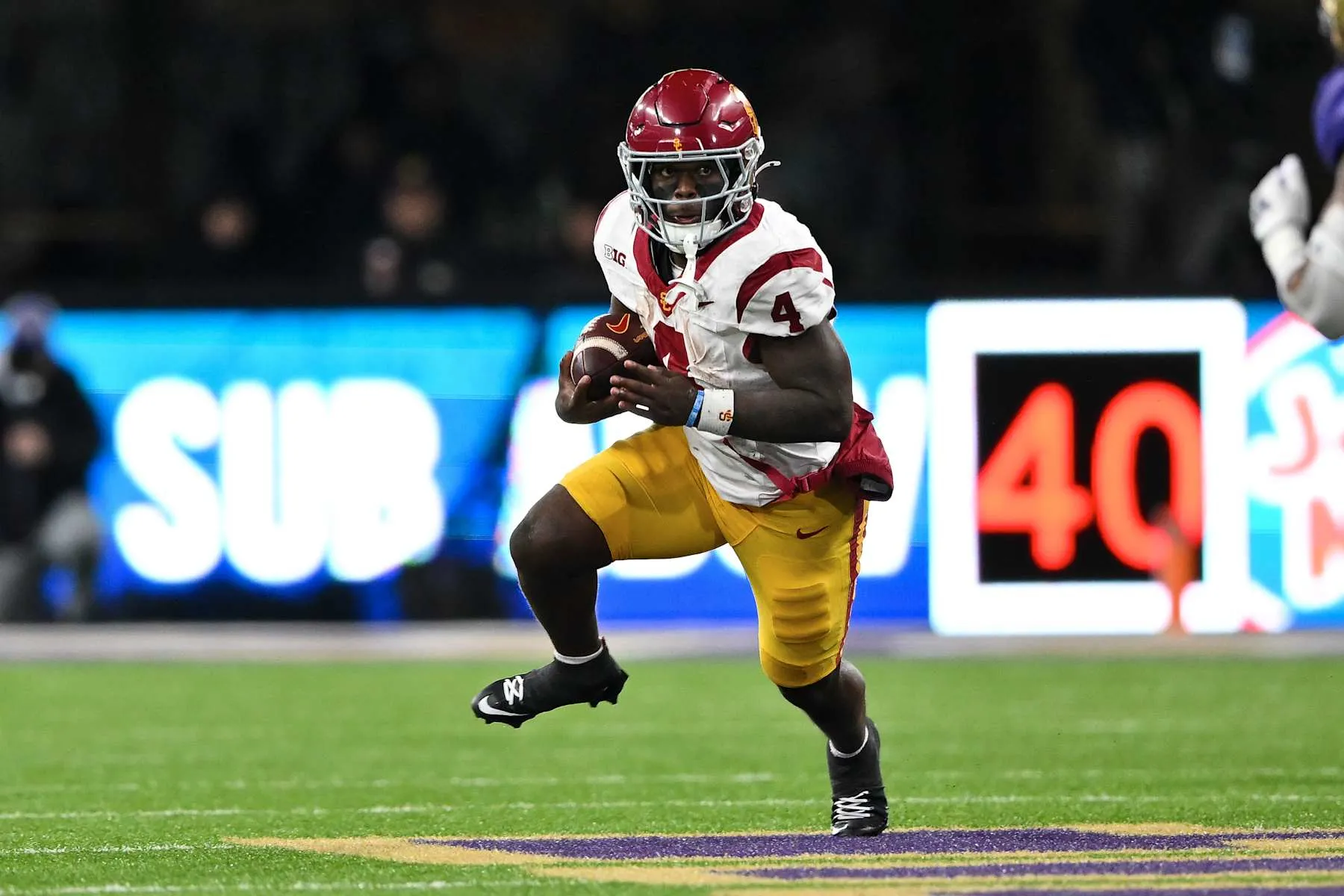 Texans' Rookie RB Lands Major Praise From DeMeco Ryans