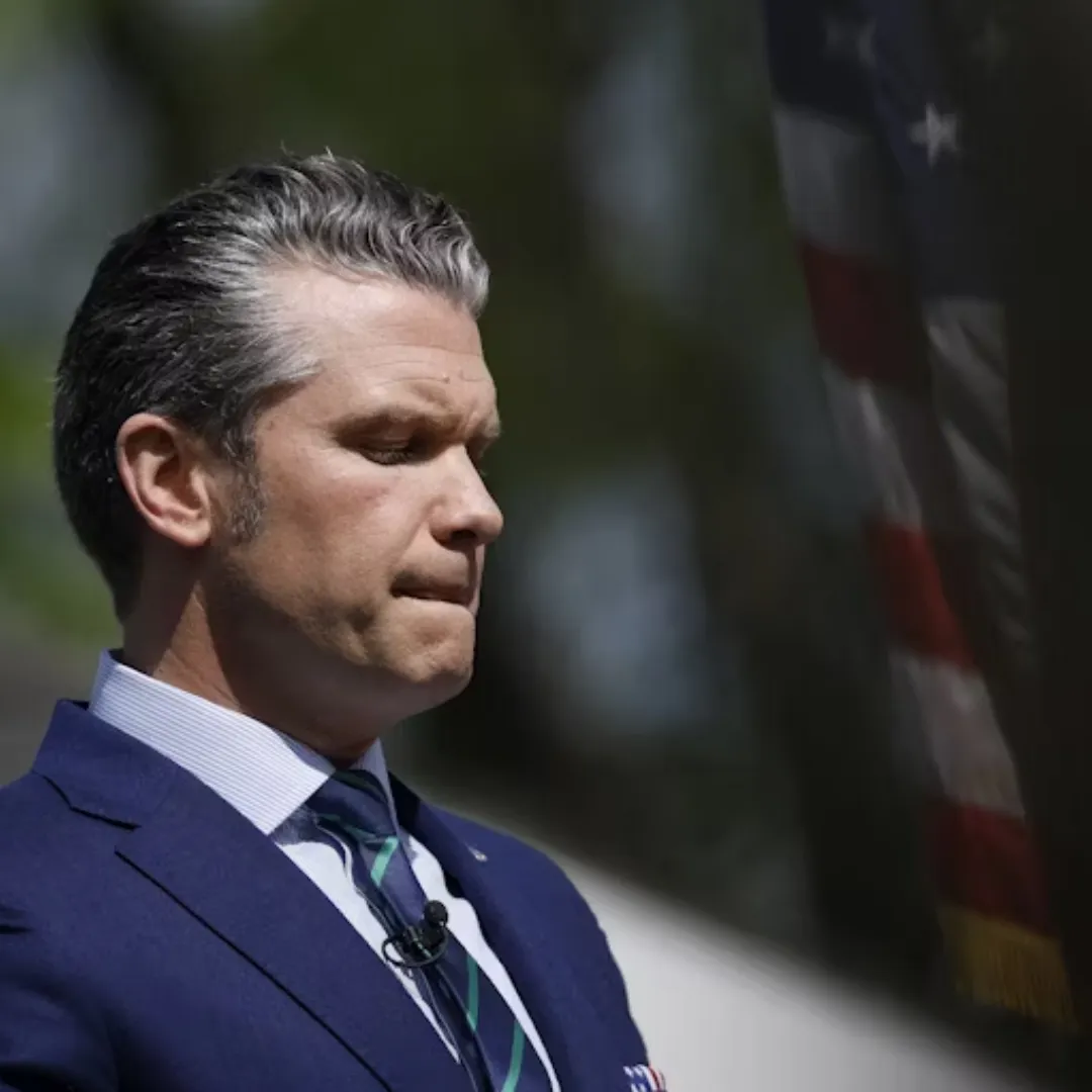 Navy Loses Fighter Jet in Red Sea as Pressure Mounts on Defense Secretary Hegseth Navy Loses Fighter Jet in Red Sea as Pressure Mounts on Defense Secretary Hegseth
