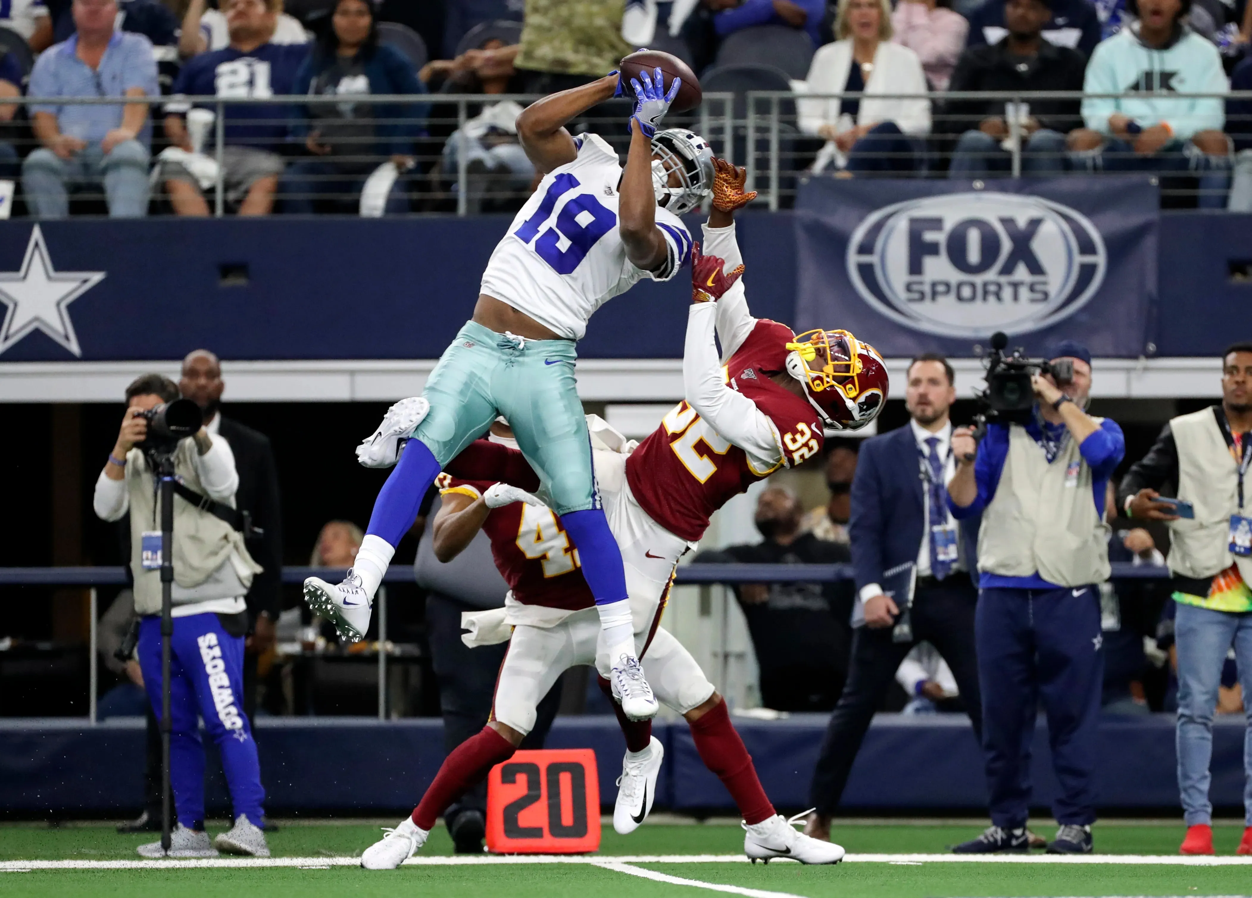 Cowboys Eye Amari Cooper Reunion After Draft Miss on Tetairoa McMillan