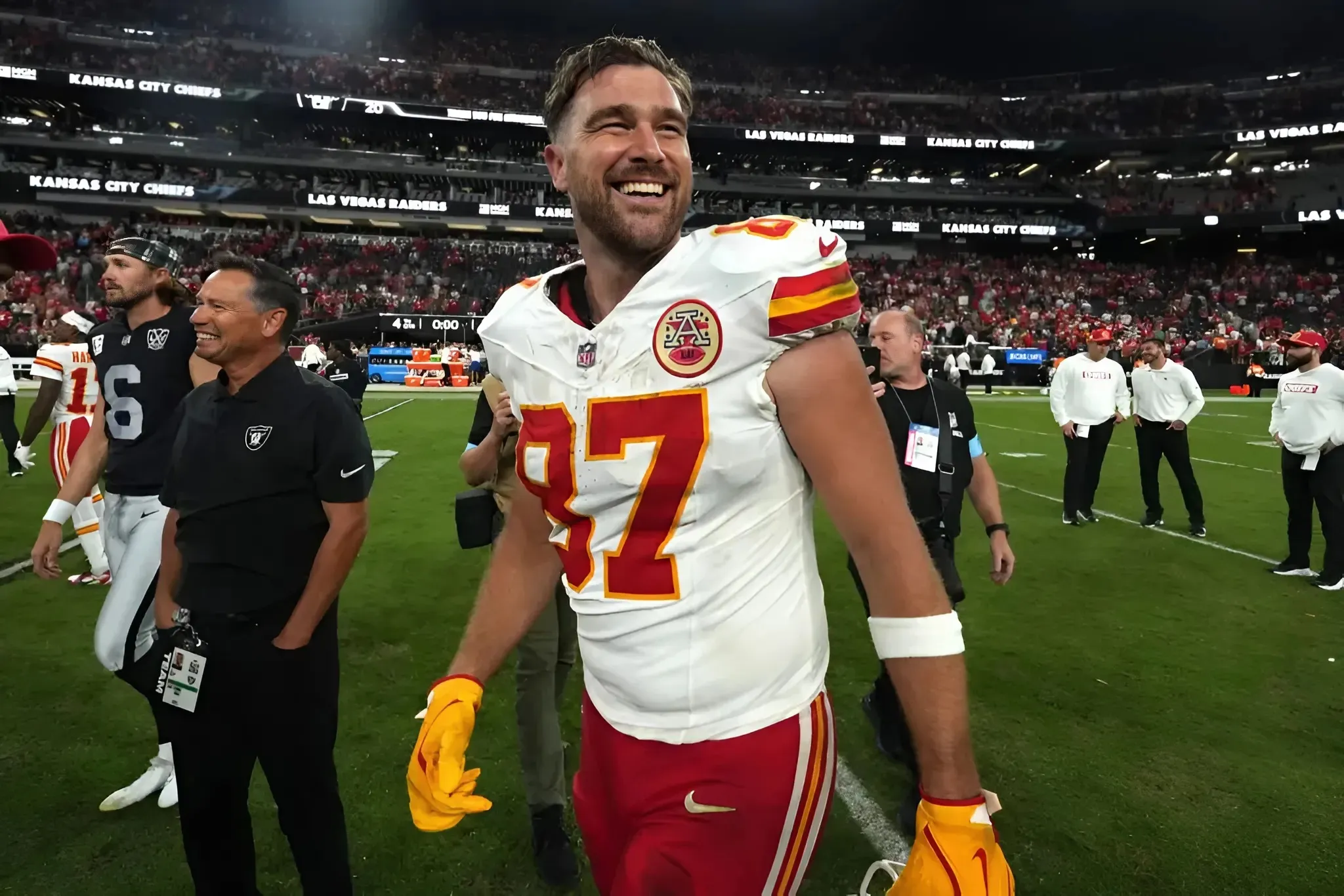 AFC West Chiefs’ Travis Kelce Sees Latest “Unfollow” Ignite Massive Speculation AFC West Chiefs’ Travis Kelce Sees Latest “Unfollow” Ignite Massive Speculation