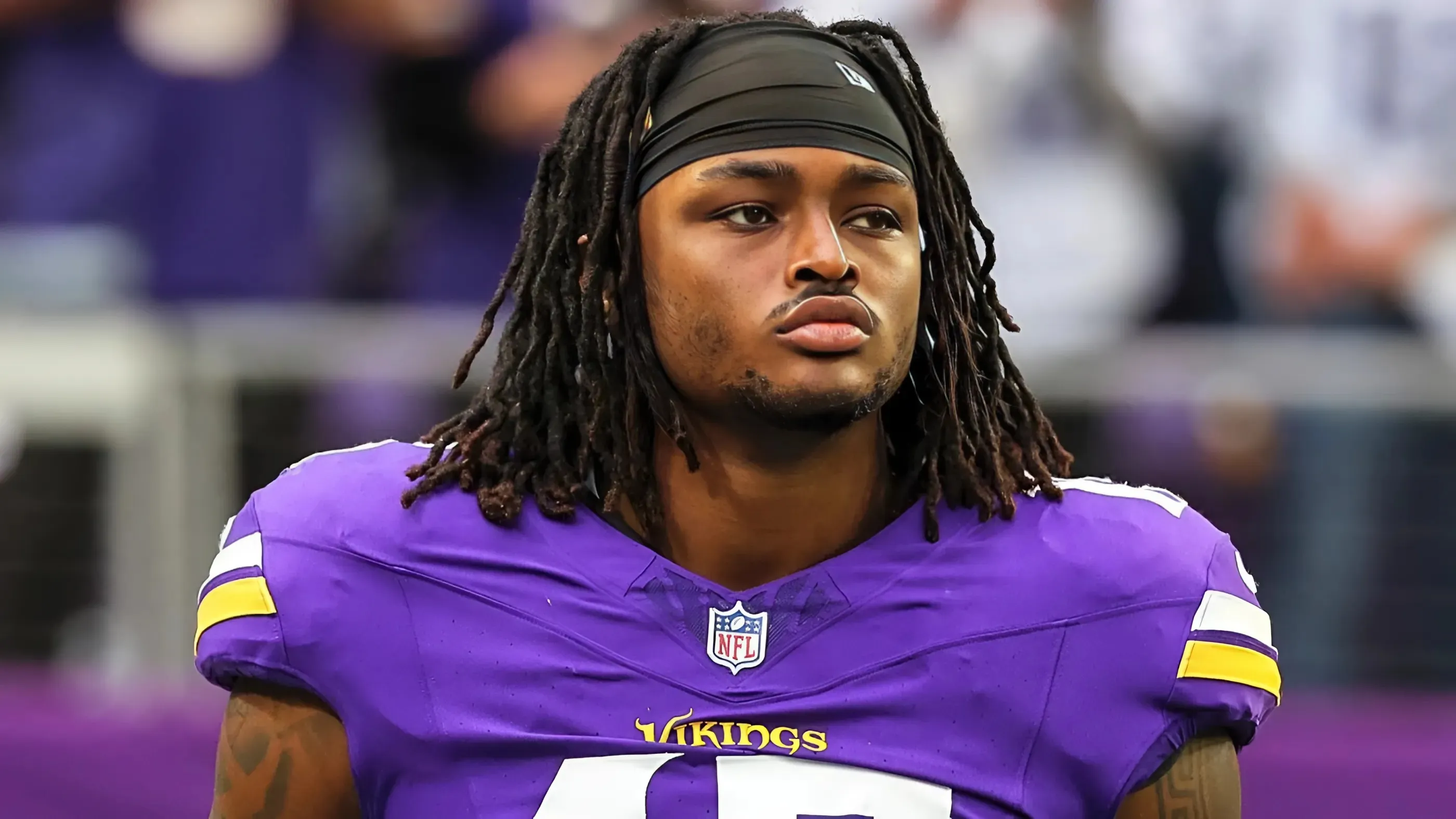 Vikings signing Andrew Van Ginkel to extension sends firm message about the future of Dallas Turner and it's not what you think