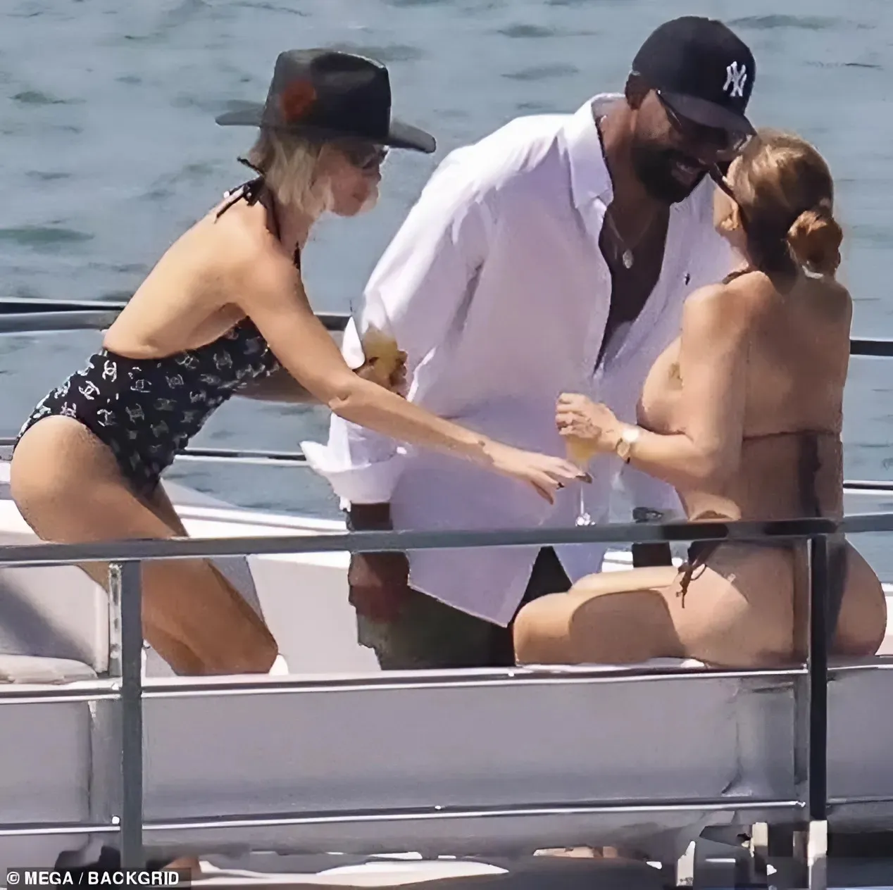 Larsa Pippen gets raunchy with toyboy sports star alongside other Real Housewives on luxury yacht-quang