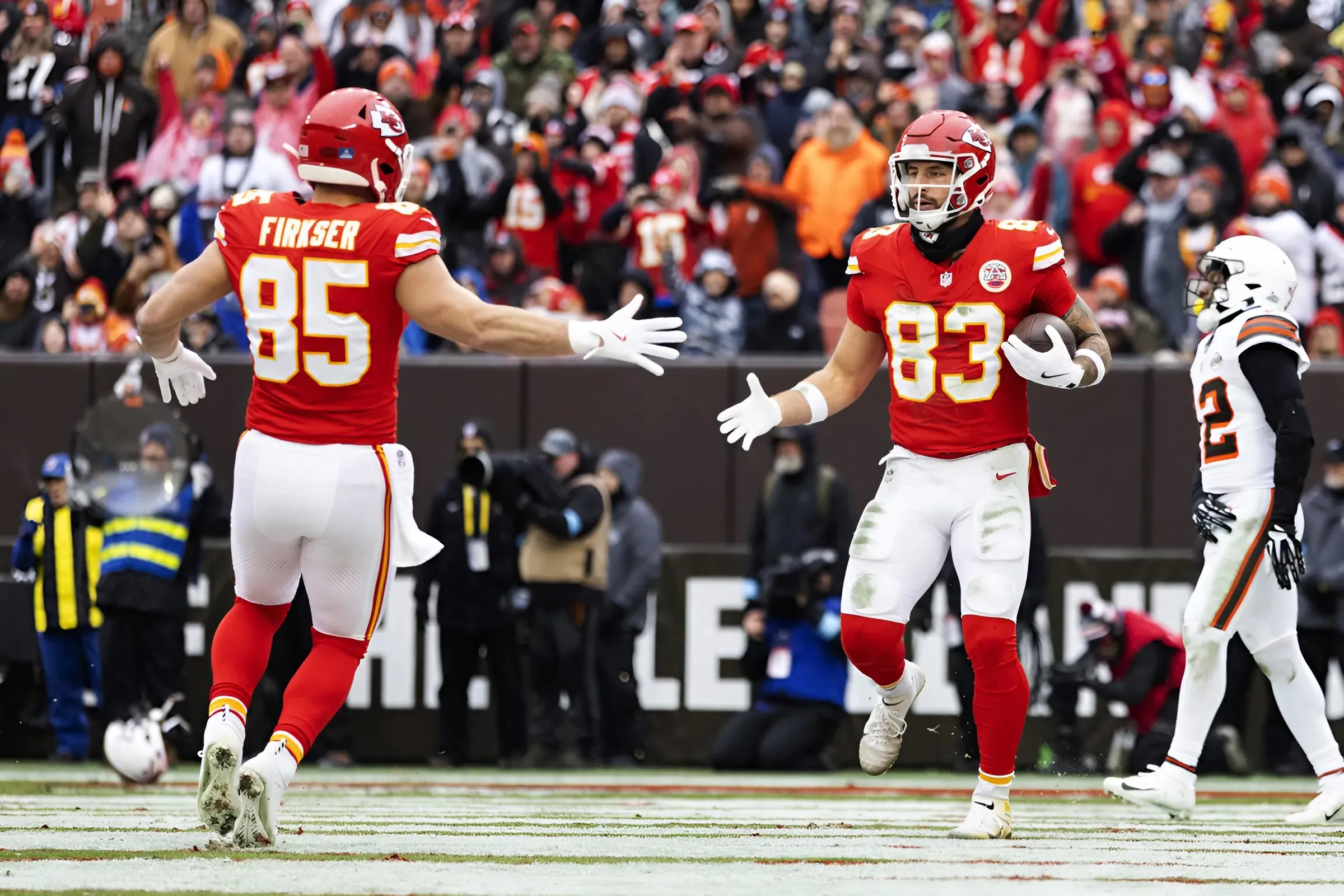 Chiefs waste no time trimming roster after making key draft moves