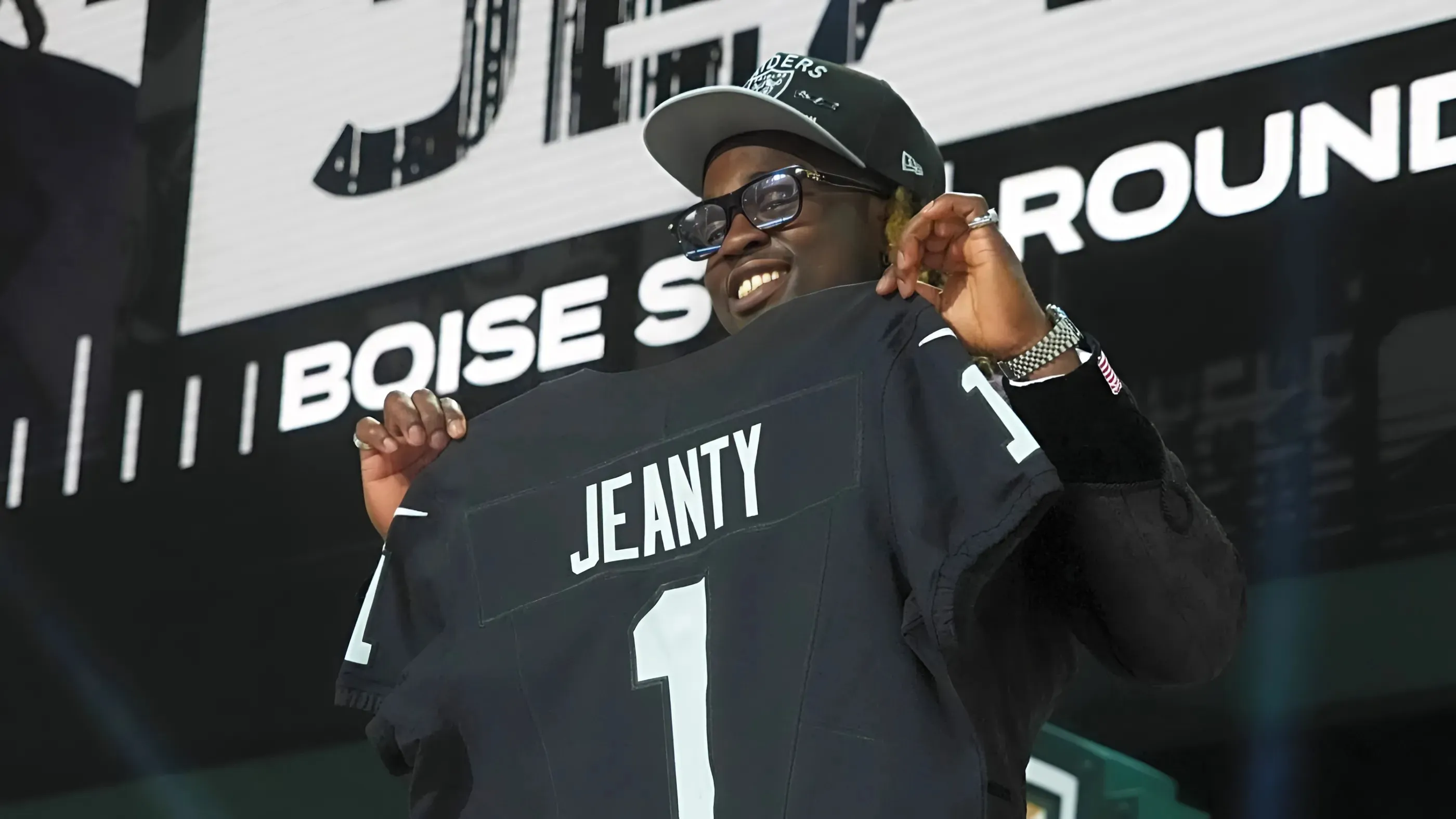 Raiders’ Ashton Jeanty shuts down Marshawn Lynch’s wild ‘military’ question