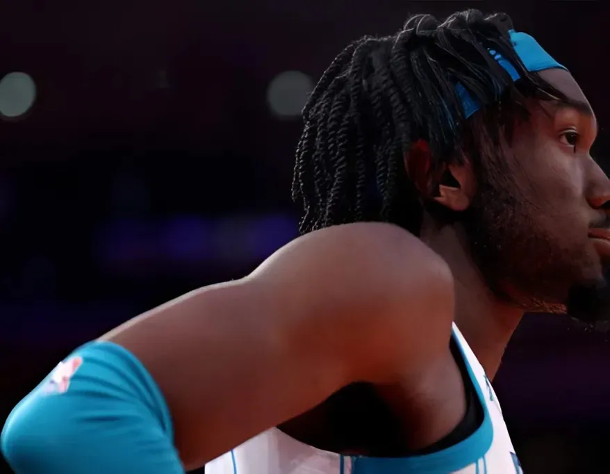 Mark Williams Makes Cryptic Social Media Post After Lakers Playoff Elimination
