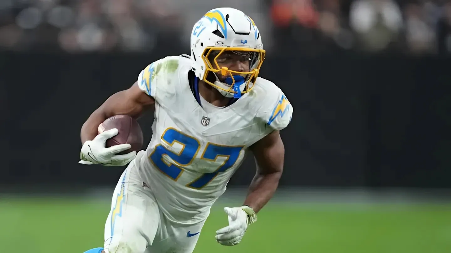Bears May Target Projected $7 Million RB Who ‘Could Bring Some Balance’