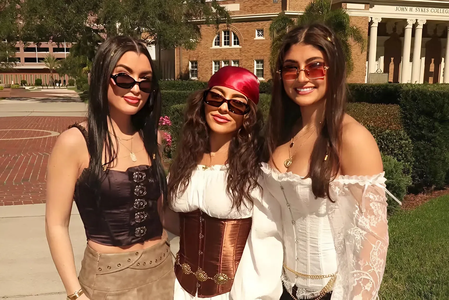 Milania Giudice Gives a New Look at College Life — Including How She Stays Close to Teresa