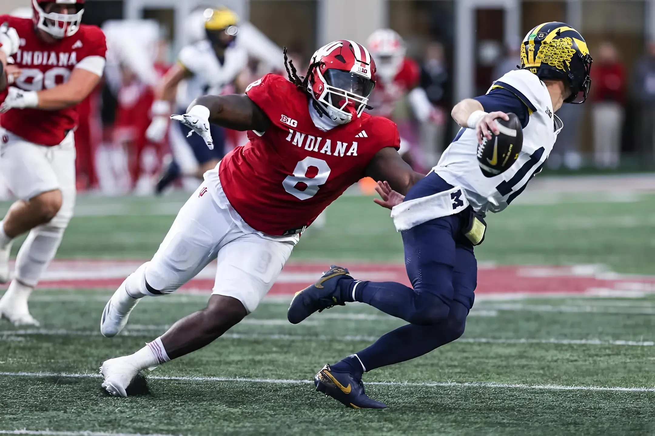 49ers Rookie Ready to “Abuse Centers” and Fix the Run Defense
