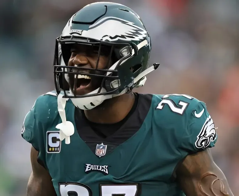 Former Eagles All-Pro Praises $255 Million QB for Skipping White House Visit