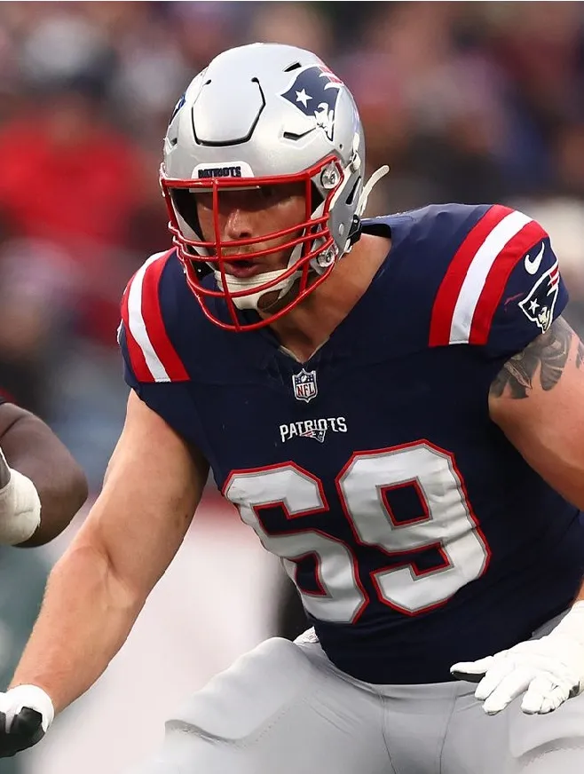 Patriots May Cut Ties With $11 Million RB After Christian McCaffrey-Like Signing