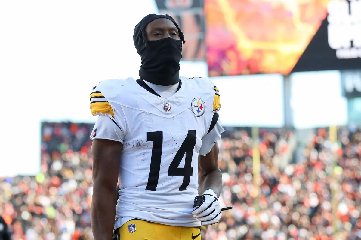 Steelers Make Official WR Move Amid George Pickens Rumors