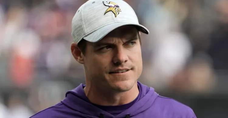 Vikings' $21 Million Starter Josh Oliver Bracing for His Departure