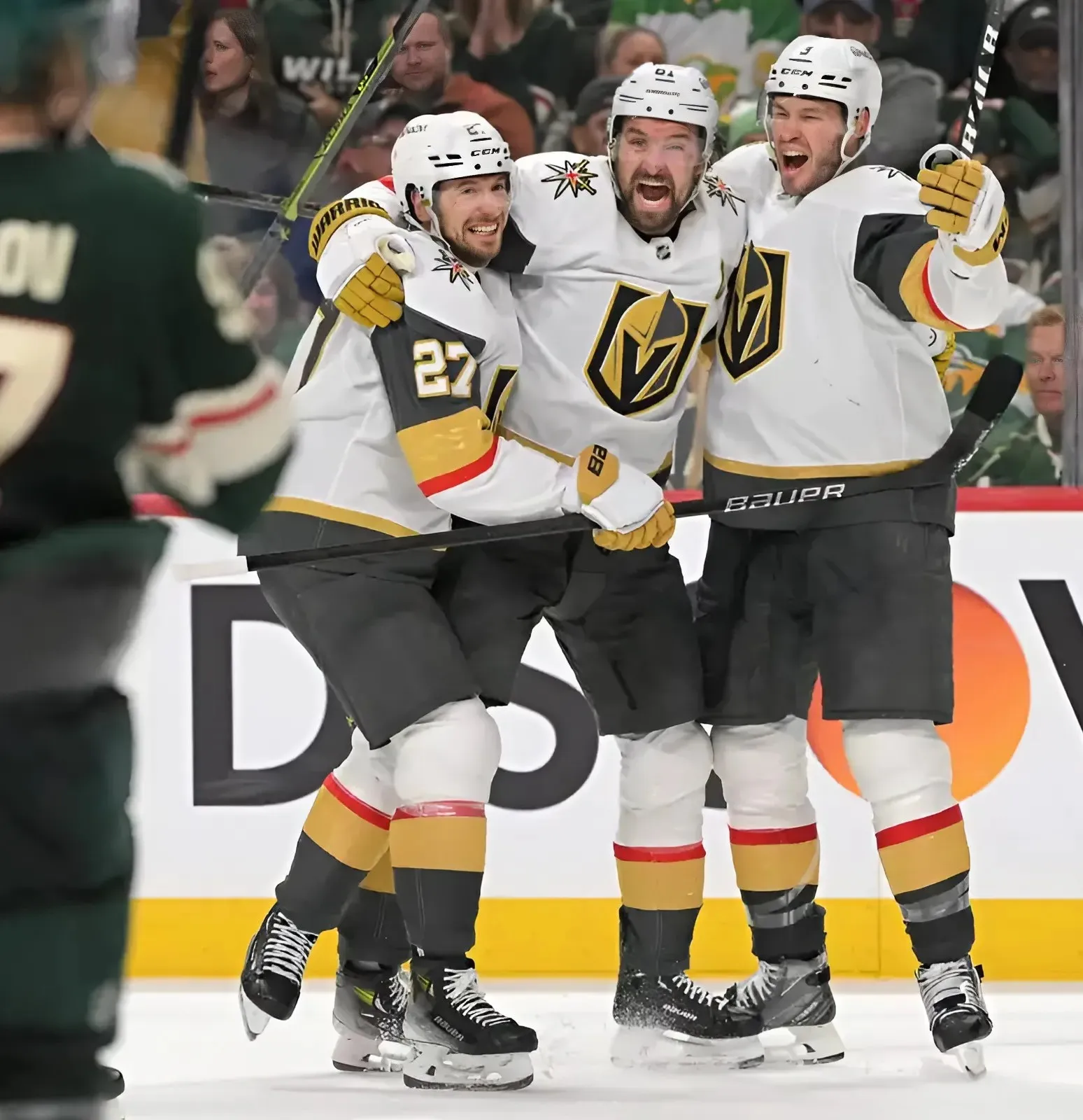 Golden Knights advance to second round after defeating Wild 3-2 in Game 6
