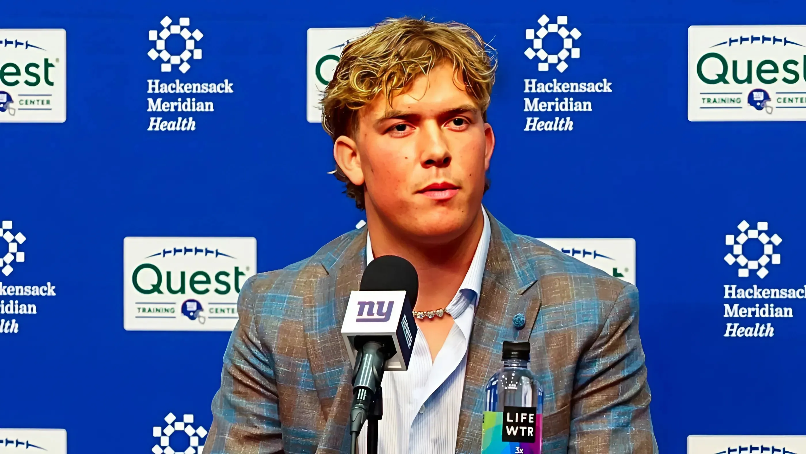 Team executive explains why Giants should make this Jaxson Dart decision