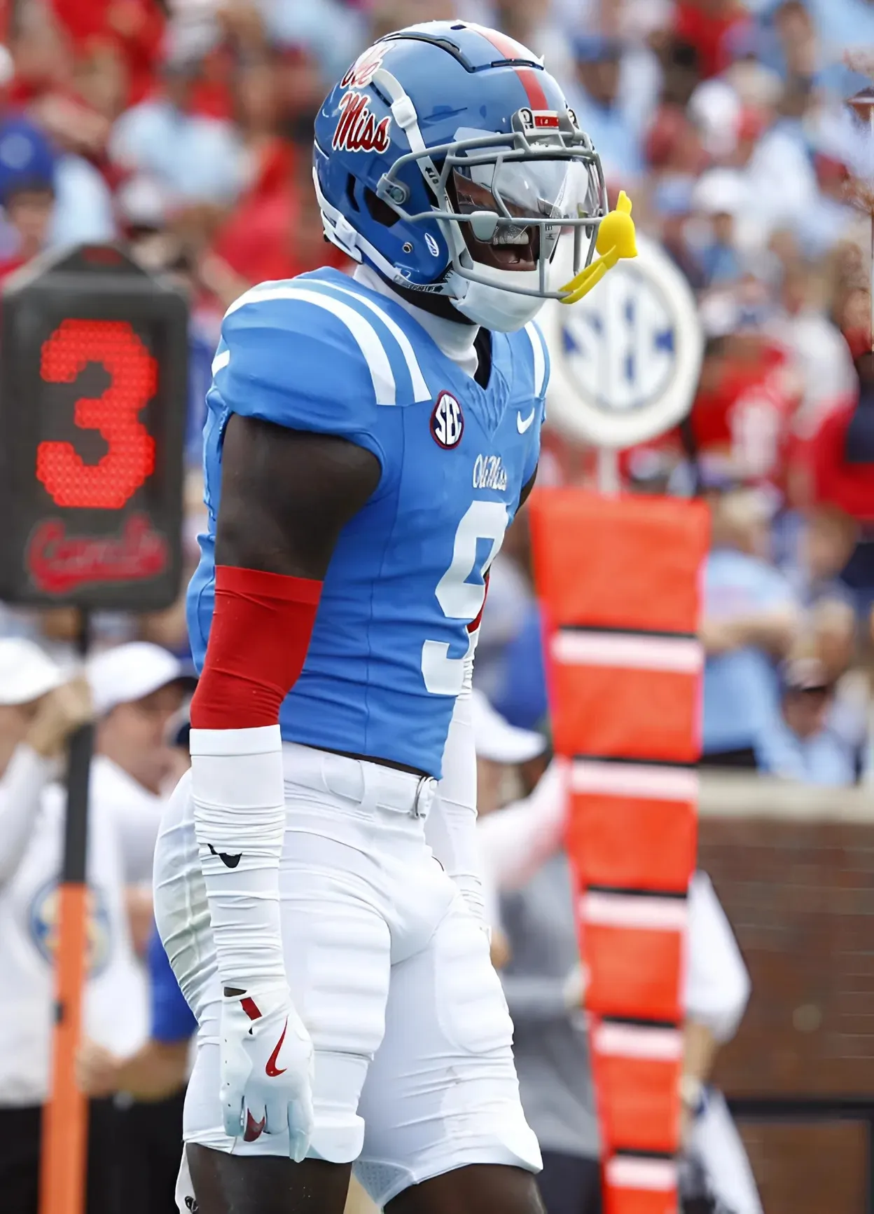 Commanders Draft Steal Hints at Iconic Jersey Switch — Is Trey Amos the Next No. 23 Legend?