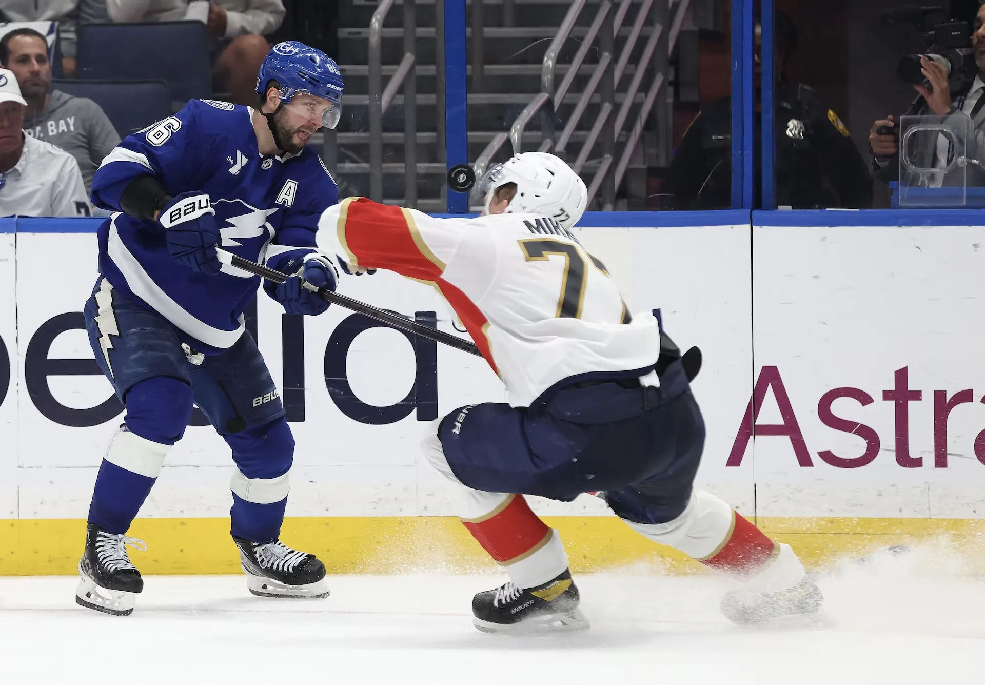 Lightning Superstar Can't Shake Postseason Demons