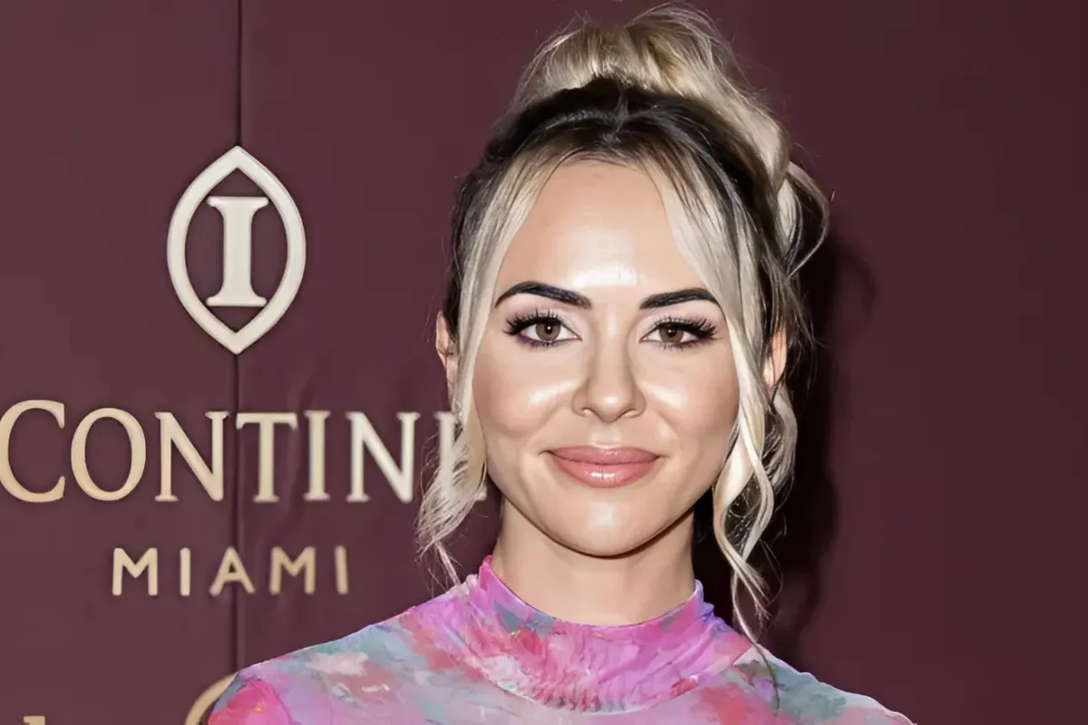 Real Housewives of Miami’s Nicole Martin’s Connection to Newbie Stephanie Shojaee Explained-quang