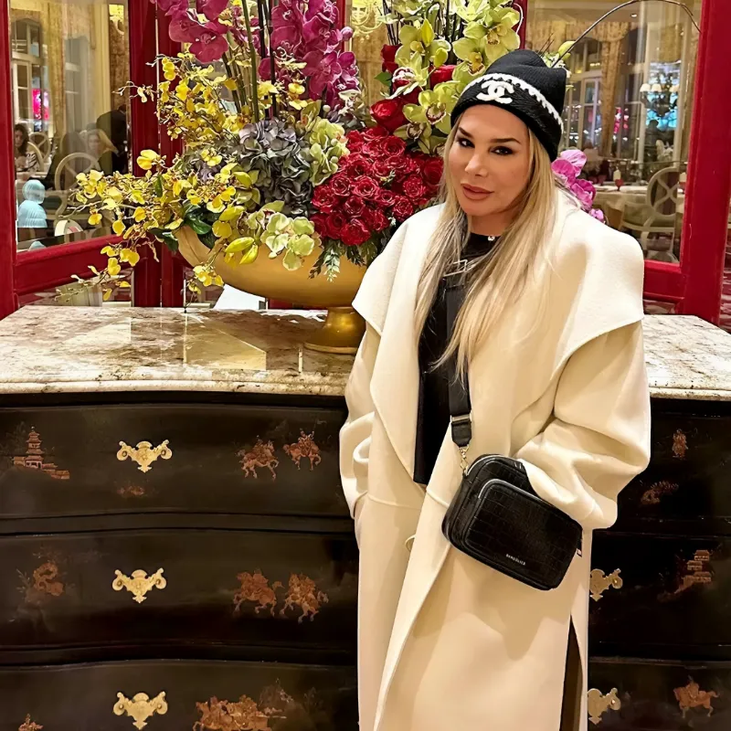 PHOTOS: Adrienne Maloof is Accused of Using “Ramona Singer Filter” After Sharing New Pic, Plus See RHOBH Alum and Paul Nassif’s Sons All Grown Up-quang