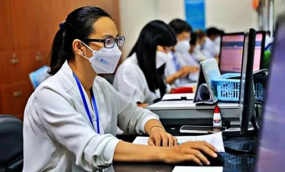 TIN VUI: Công chức có thể được làm việc từ xa khi chăm cha mẹ già, con nhỏ, vẫn được trả lương cho ngày phép không nghỉ