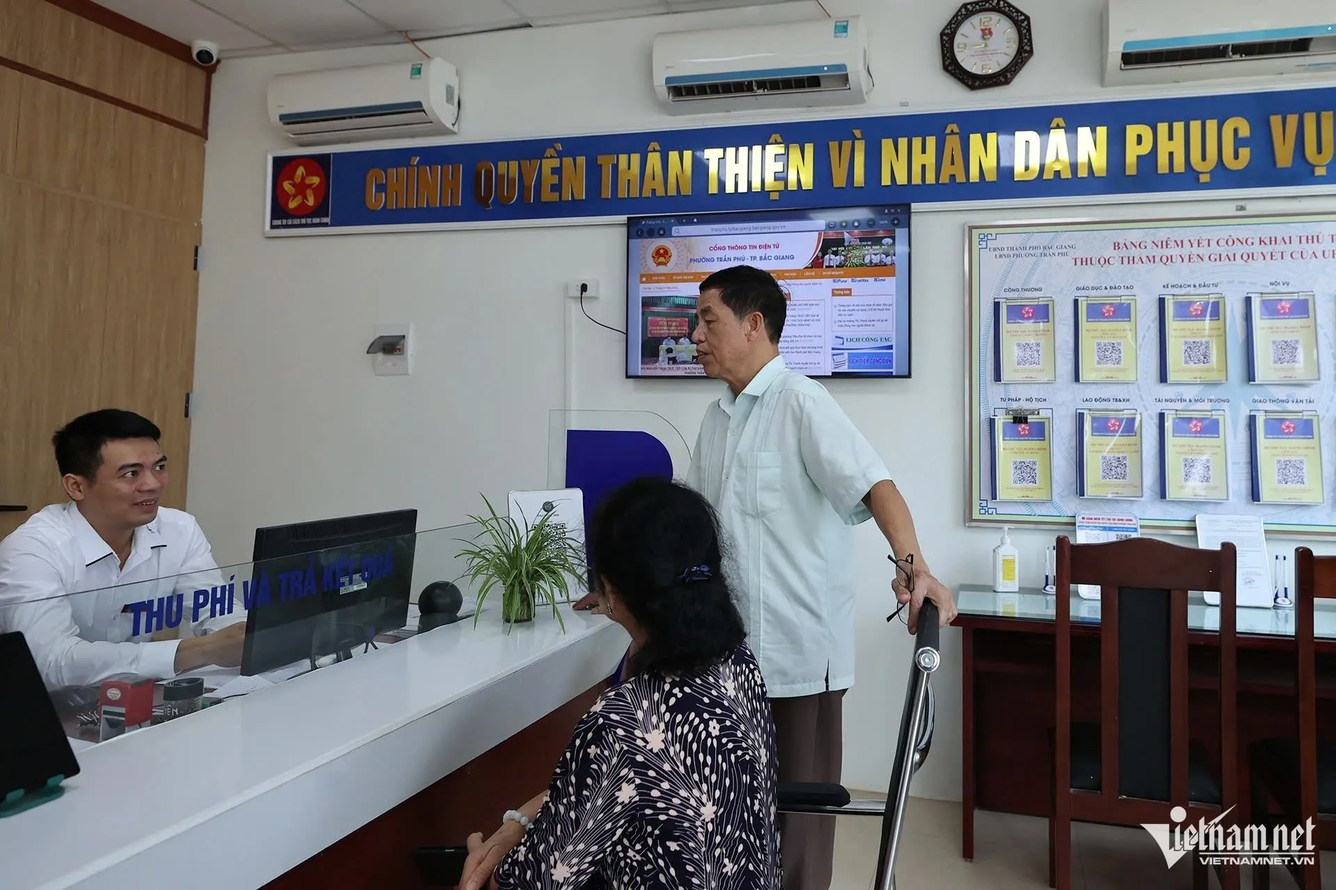 TIN BUỒN: Những chức danh này sẽ không còn sau sáp nhập xã, nhiều người đang kh::óc nấc