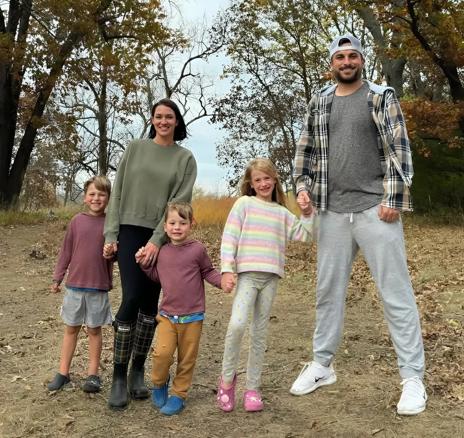 Jade Roper & Tanner Tolbert Buy New Home and Plan Renovations: ‘I Don’t Even Own Tools’