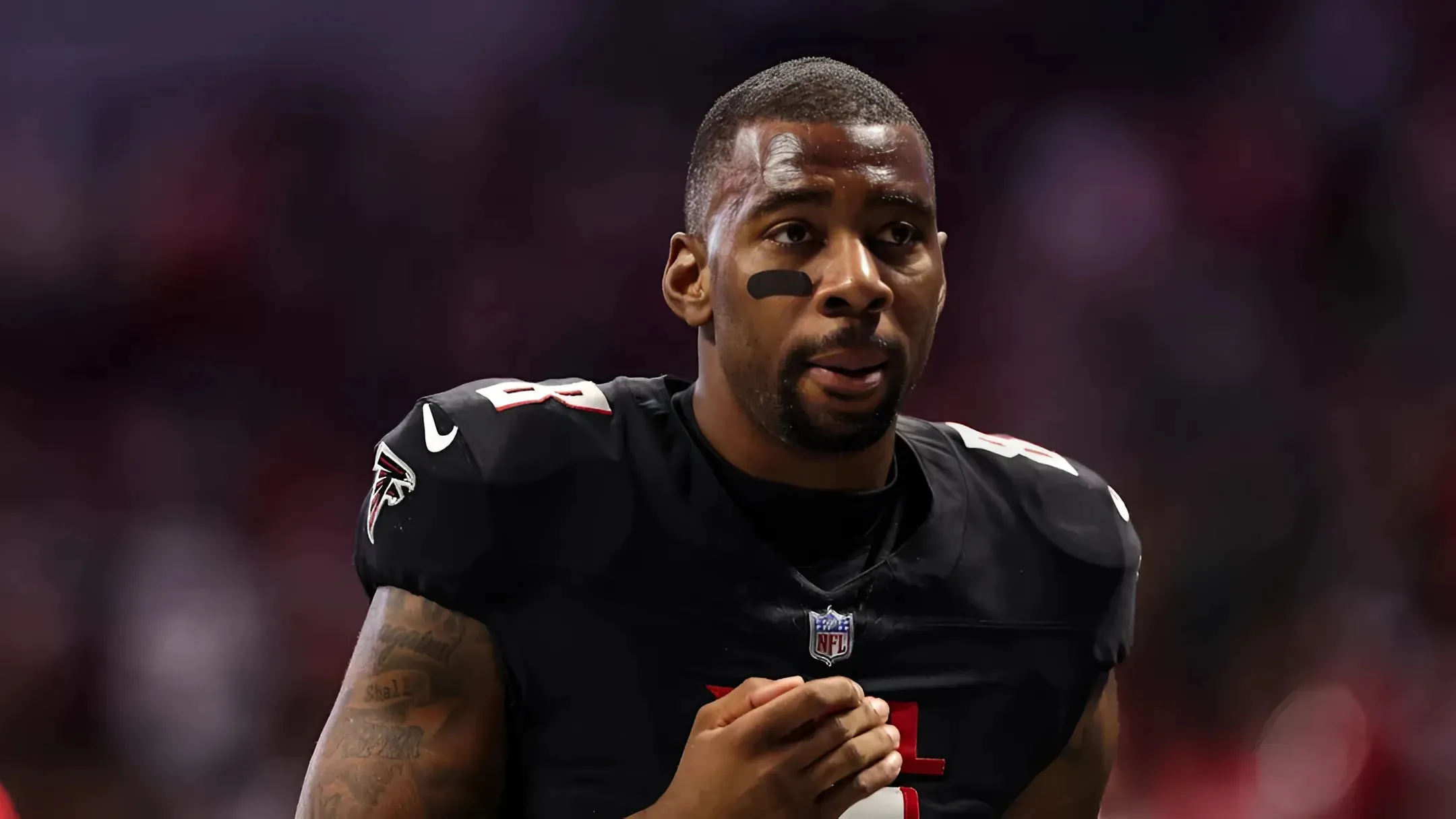 Falcons fans are losing it over Kyle Pitts' fear of the team’s mascot