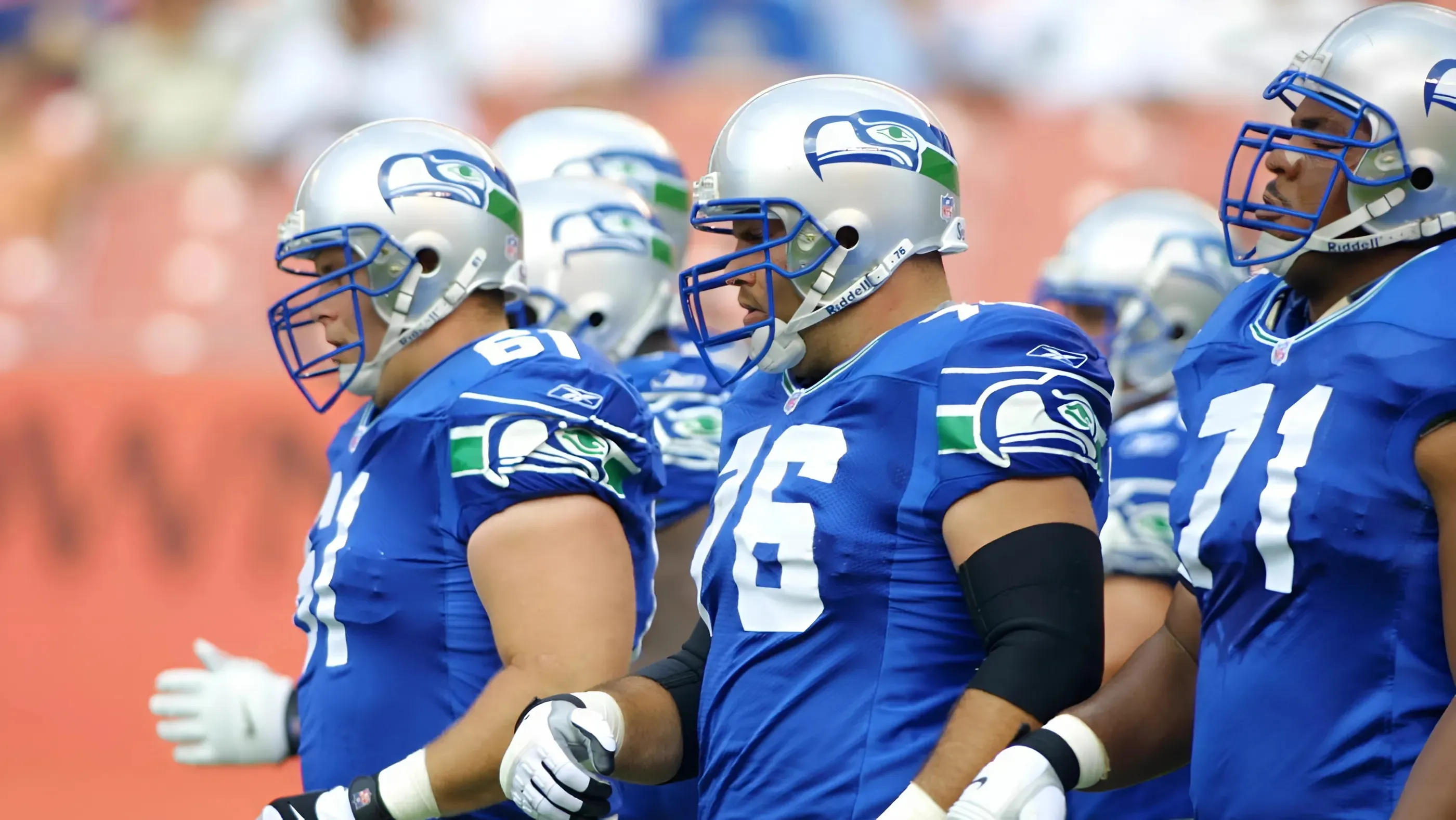Seahawks appear done shopping for guard help despite Steve Hutchinson-sized void-thao