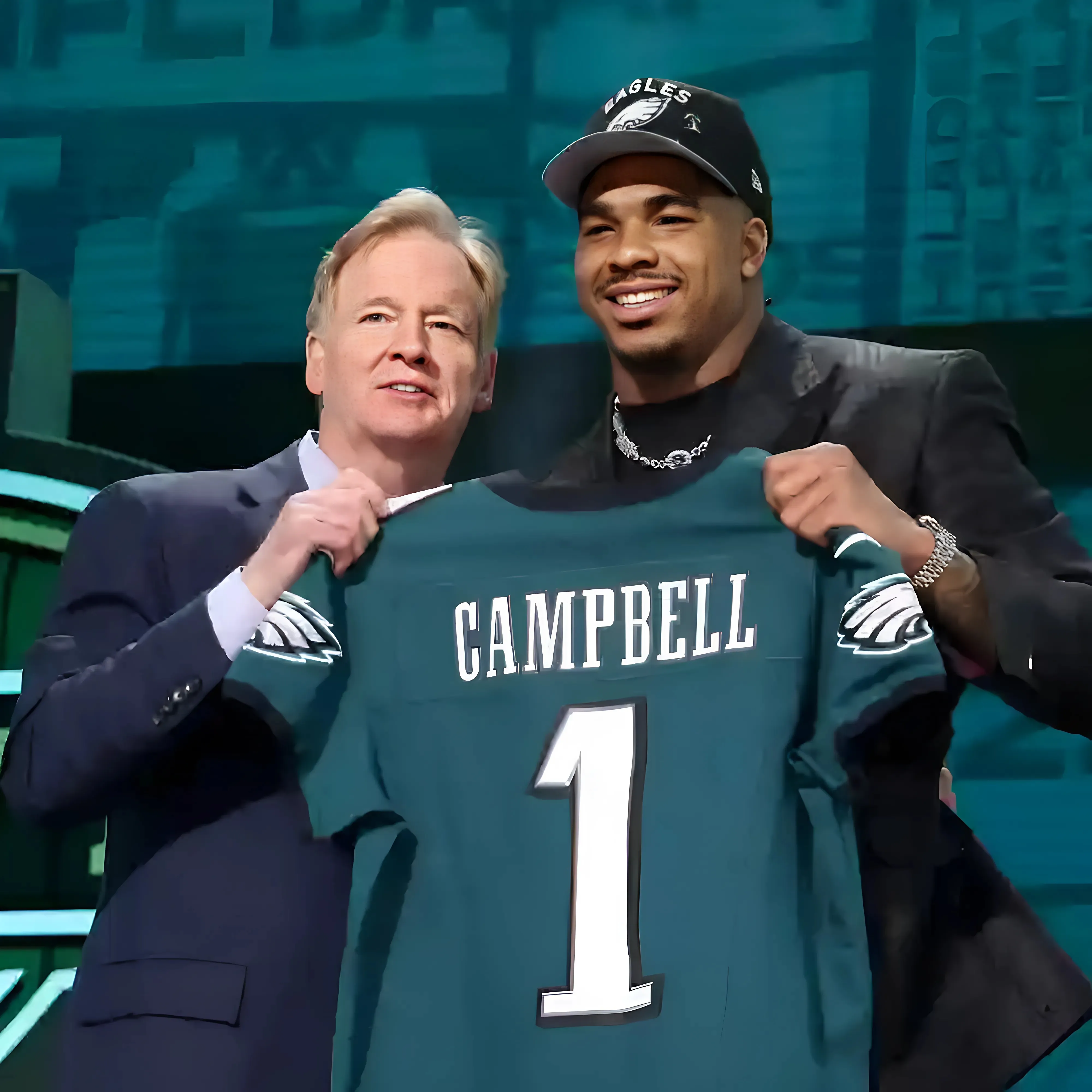 Eagles Rookie LB Draws Comparison to Projected $160 Million NFC East Rival - suong