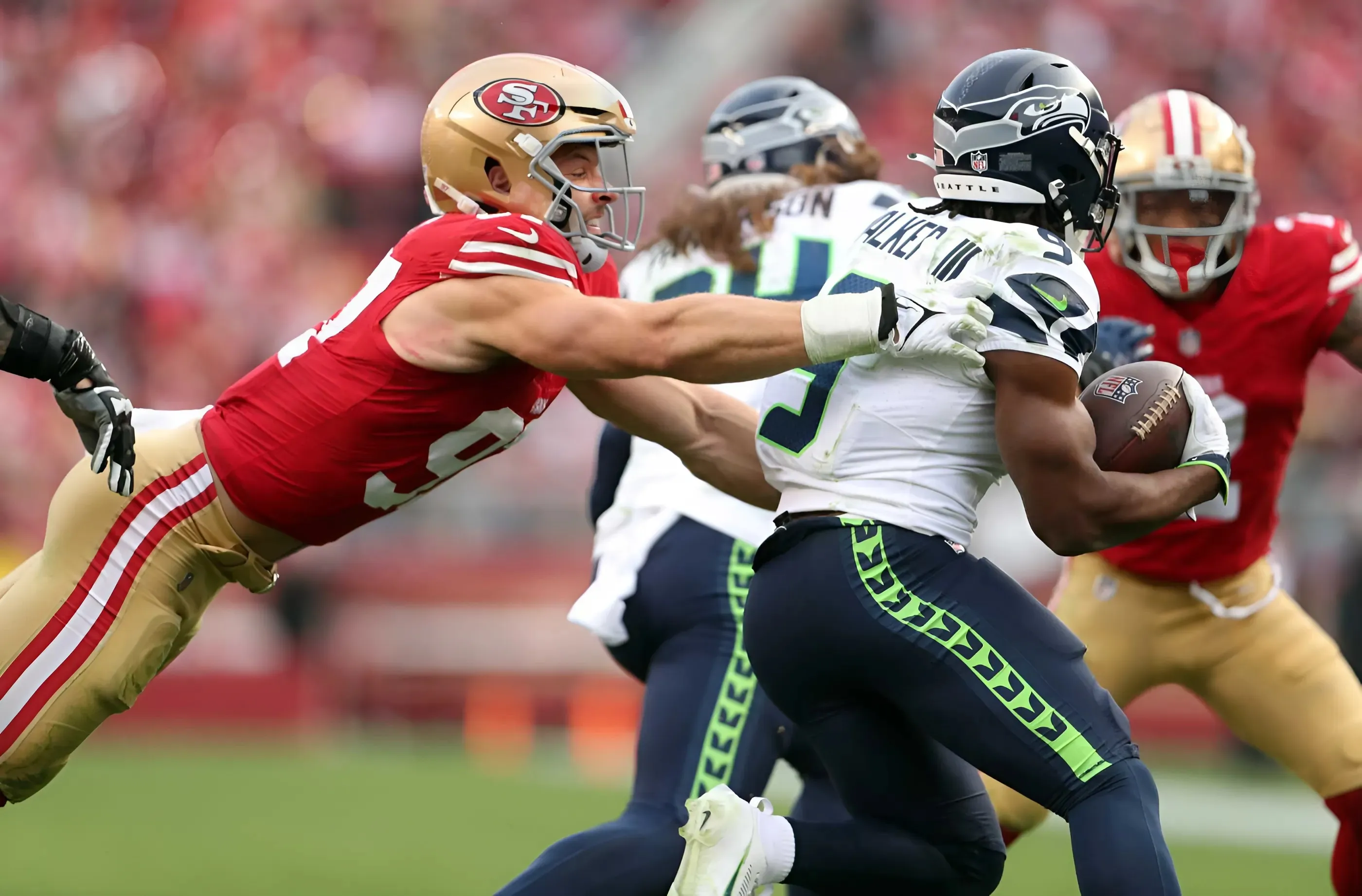 Veteran Seahawks Running Back Named Surprise Trade Candidate