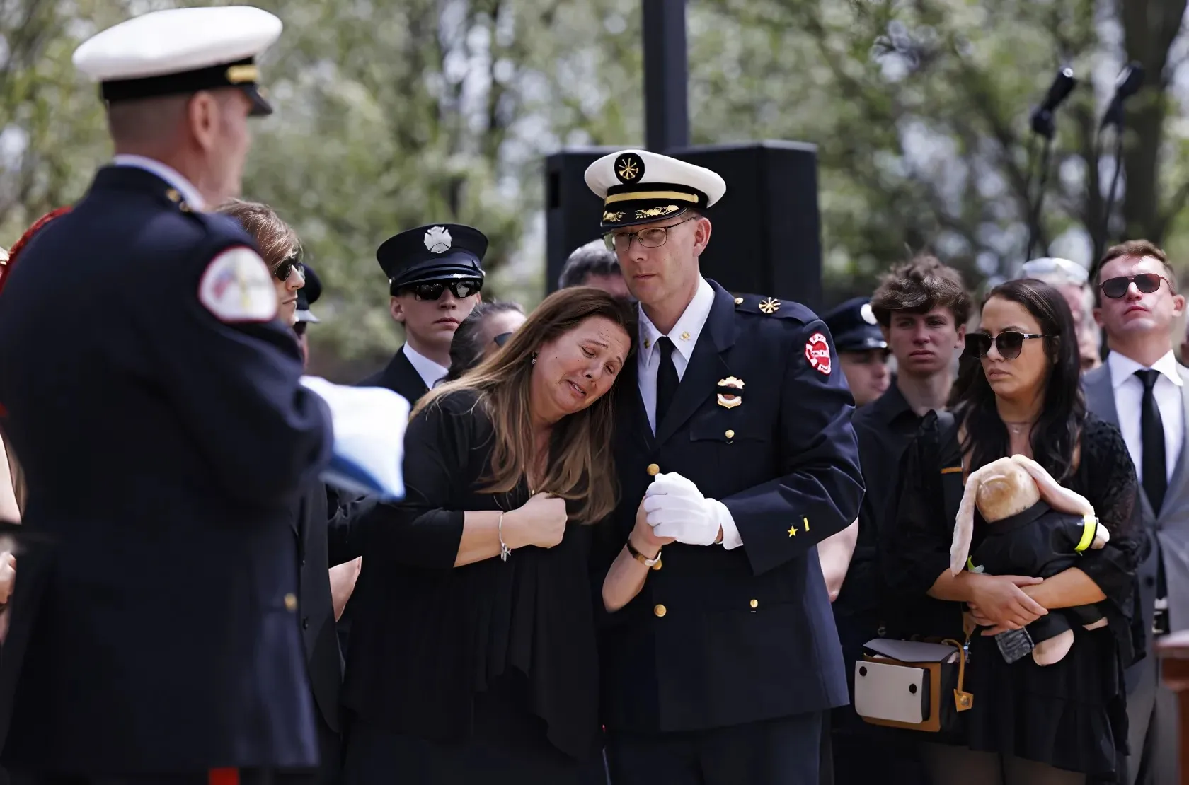 “Incredibly Hard”: Chicago Fire Captain’s Children Pay Heartbreaking Tribute in Final Goodbye