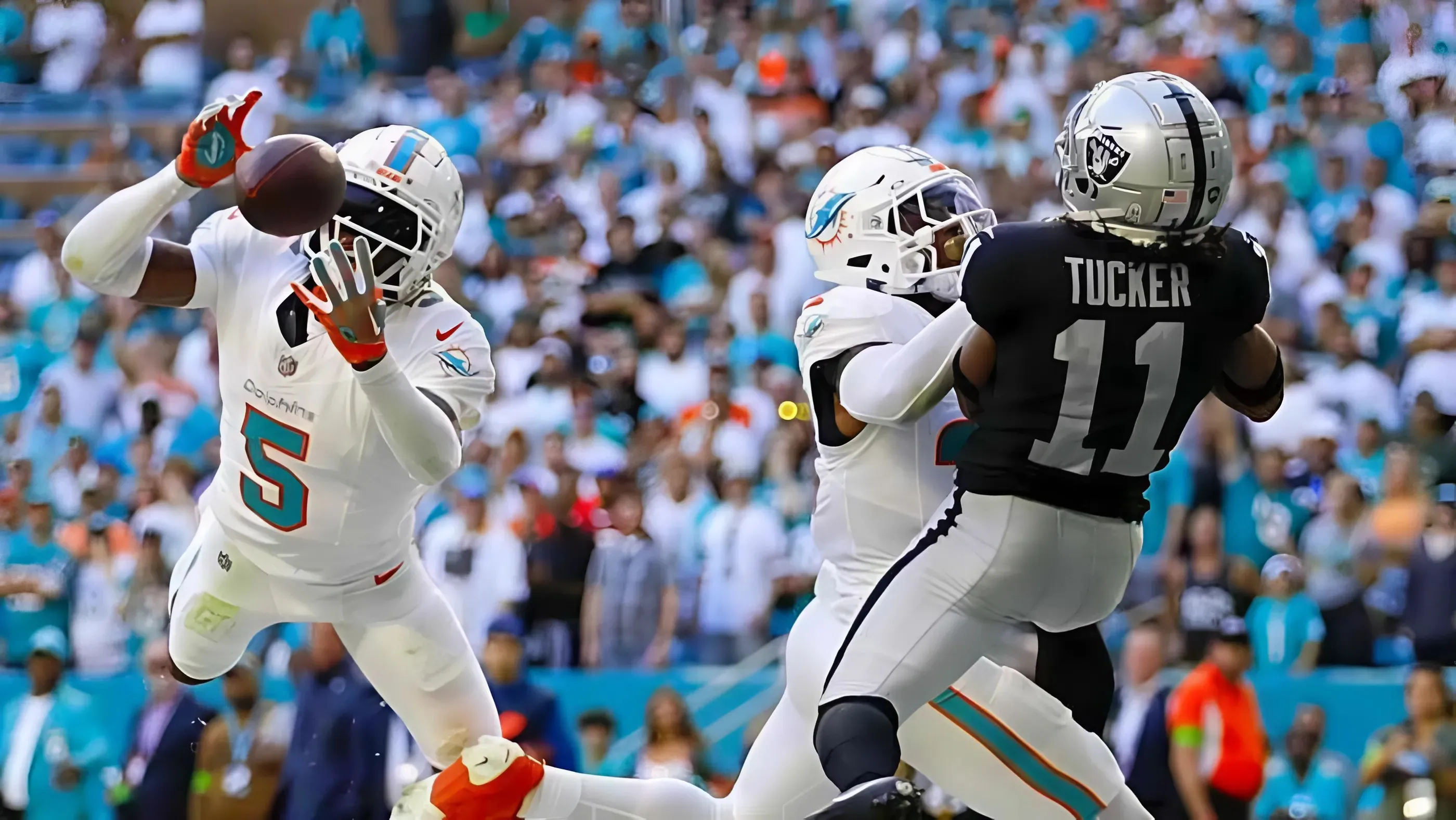 Why Signing This Overlooked Free Agent Might Be the Missing Piece for the Raiders Next Season
