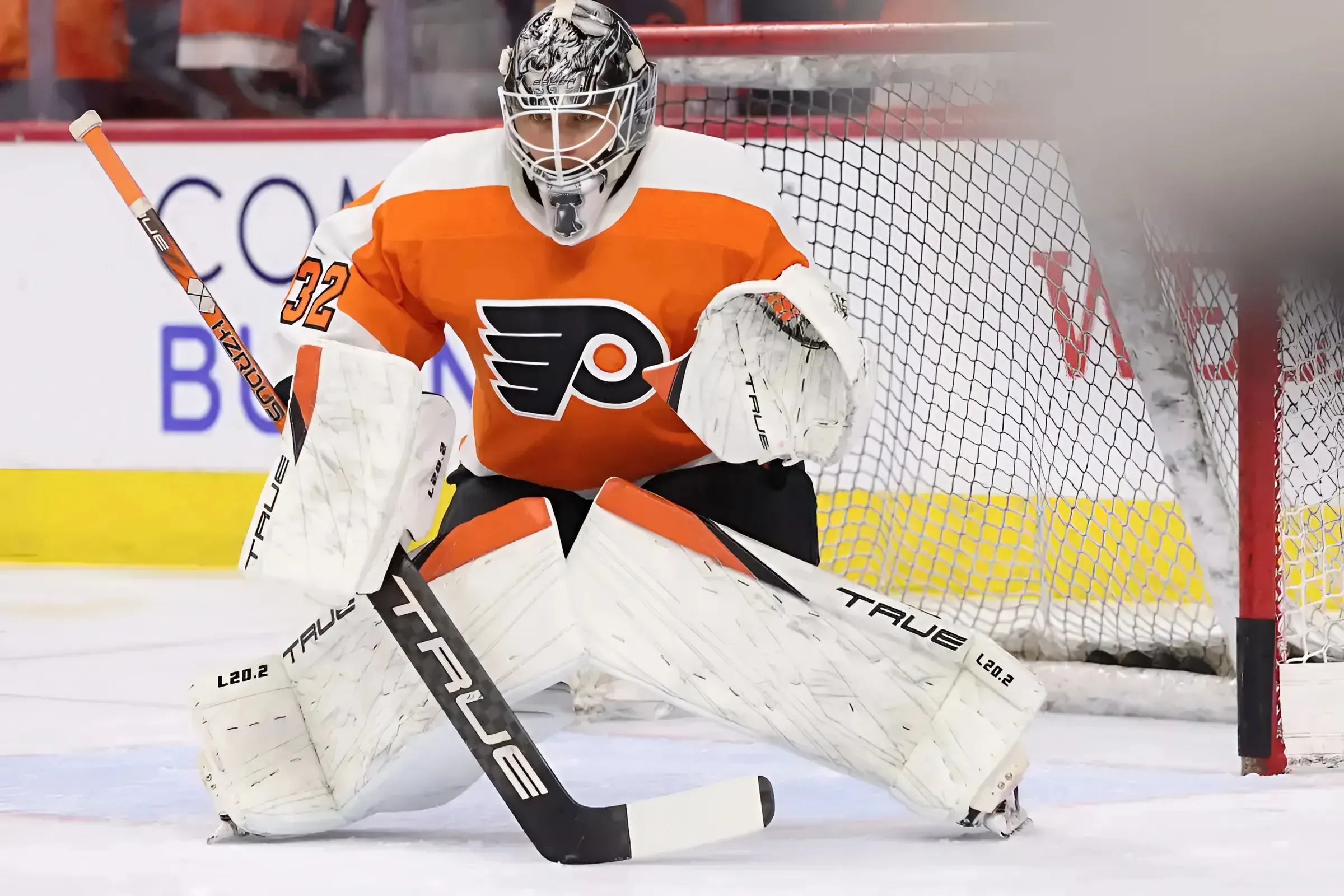 Flyers sign goaltender Felix Sandstrom