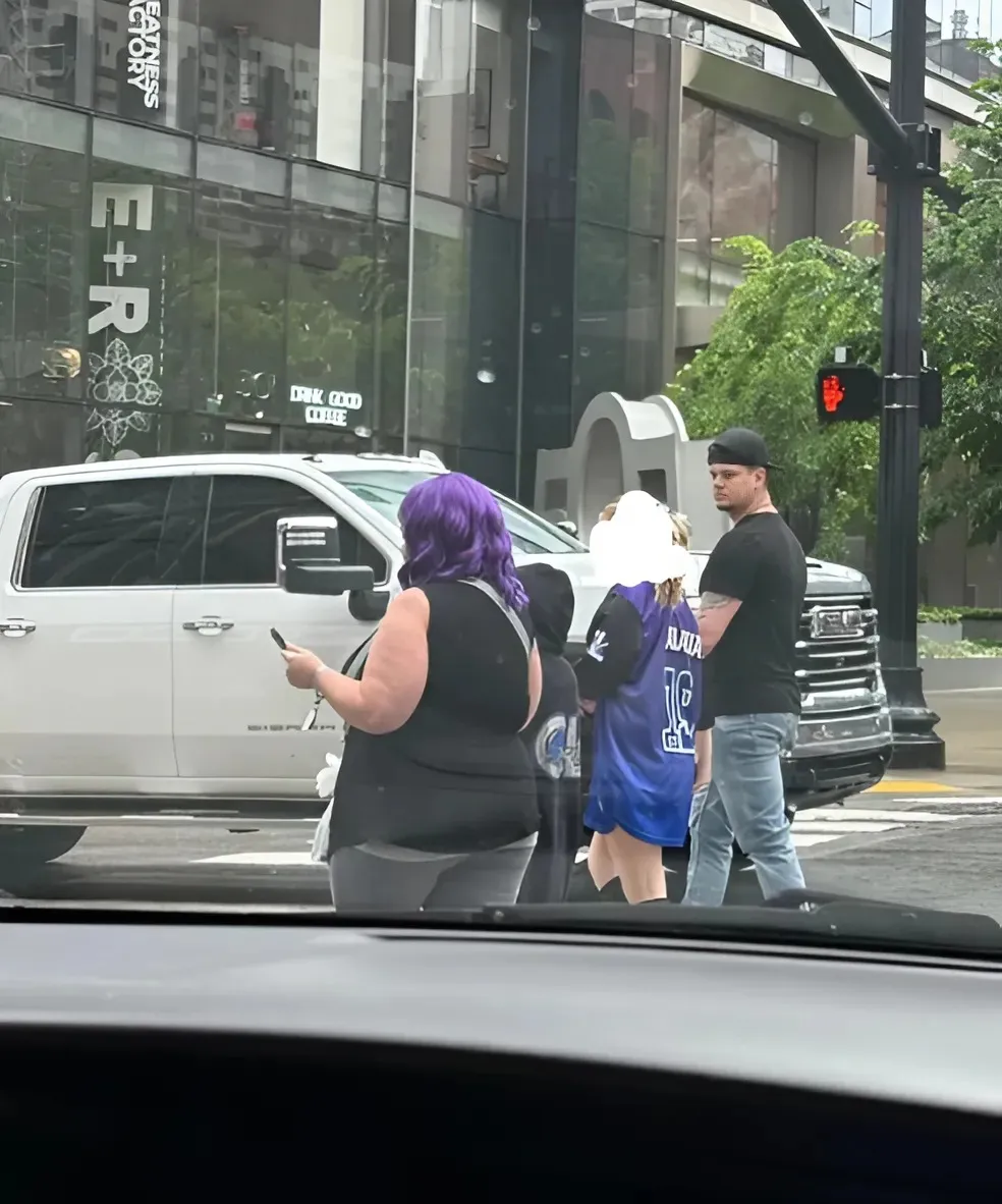 Catelynn & Tyler Spotted By Fans